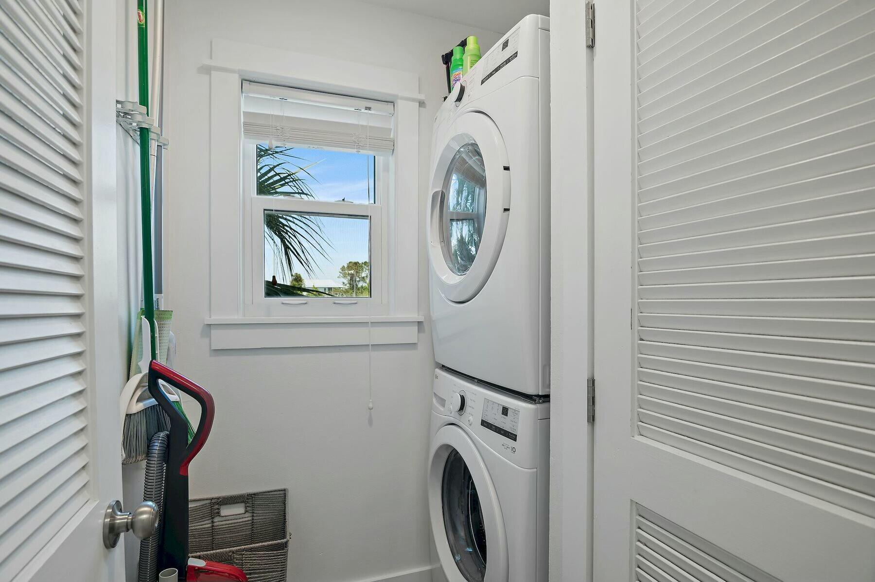 BEACHSIDE VILLAS CONDO - Residential