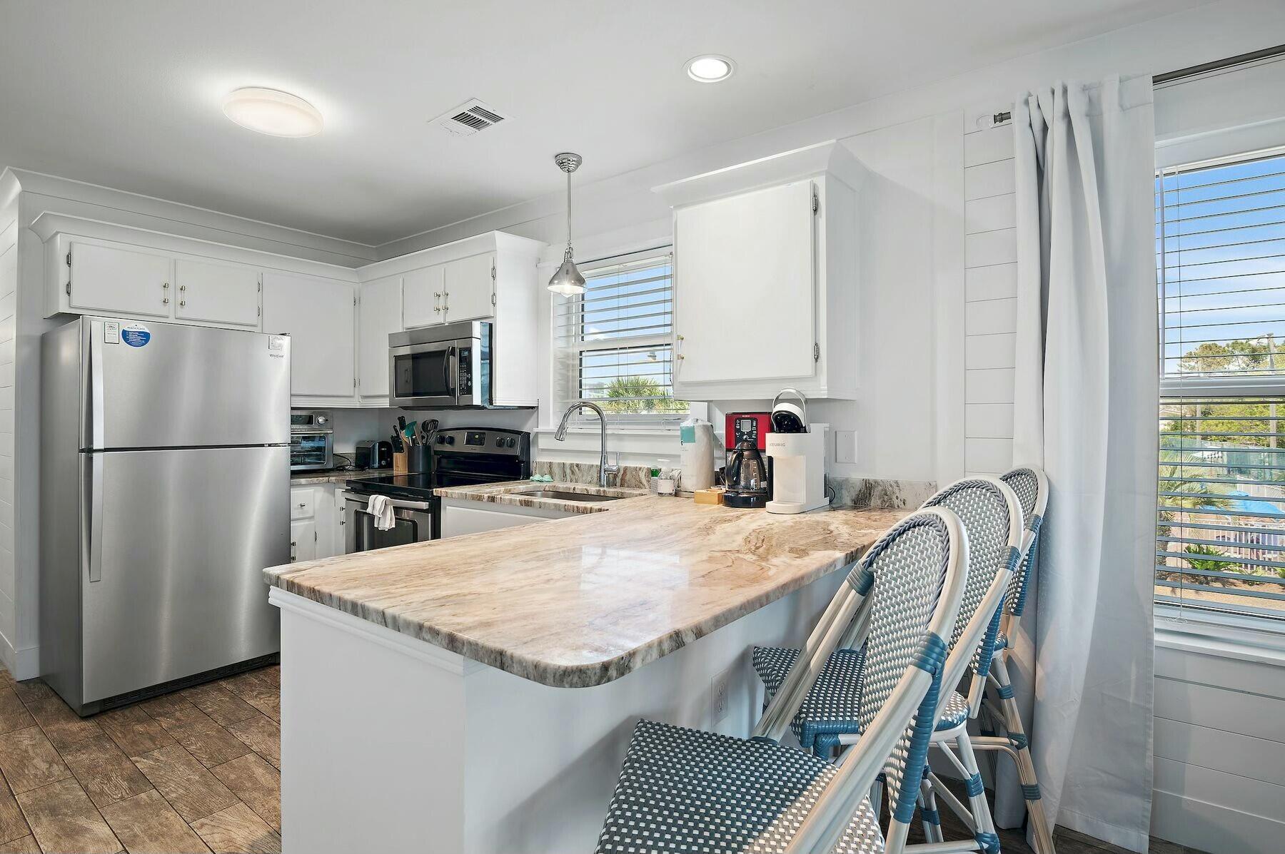 BEACHSIDE VILLAS CONDO - Residential