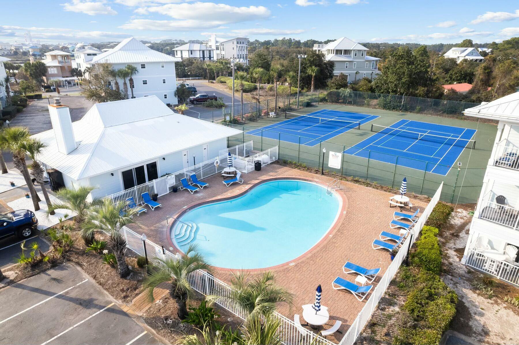 BEACHSIDE VILLAS CONDO - Residential