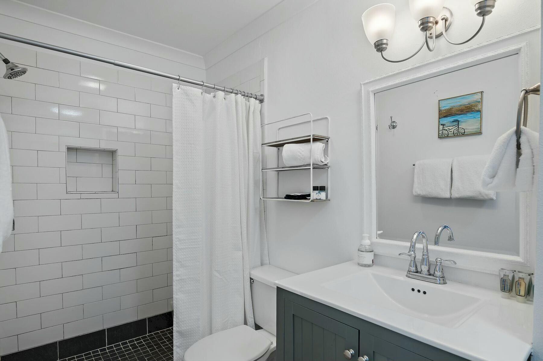 BEACHSIDE VILLAS CONDO - Residential