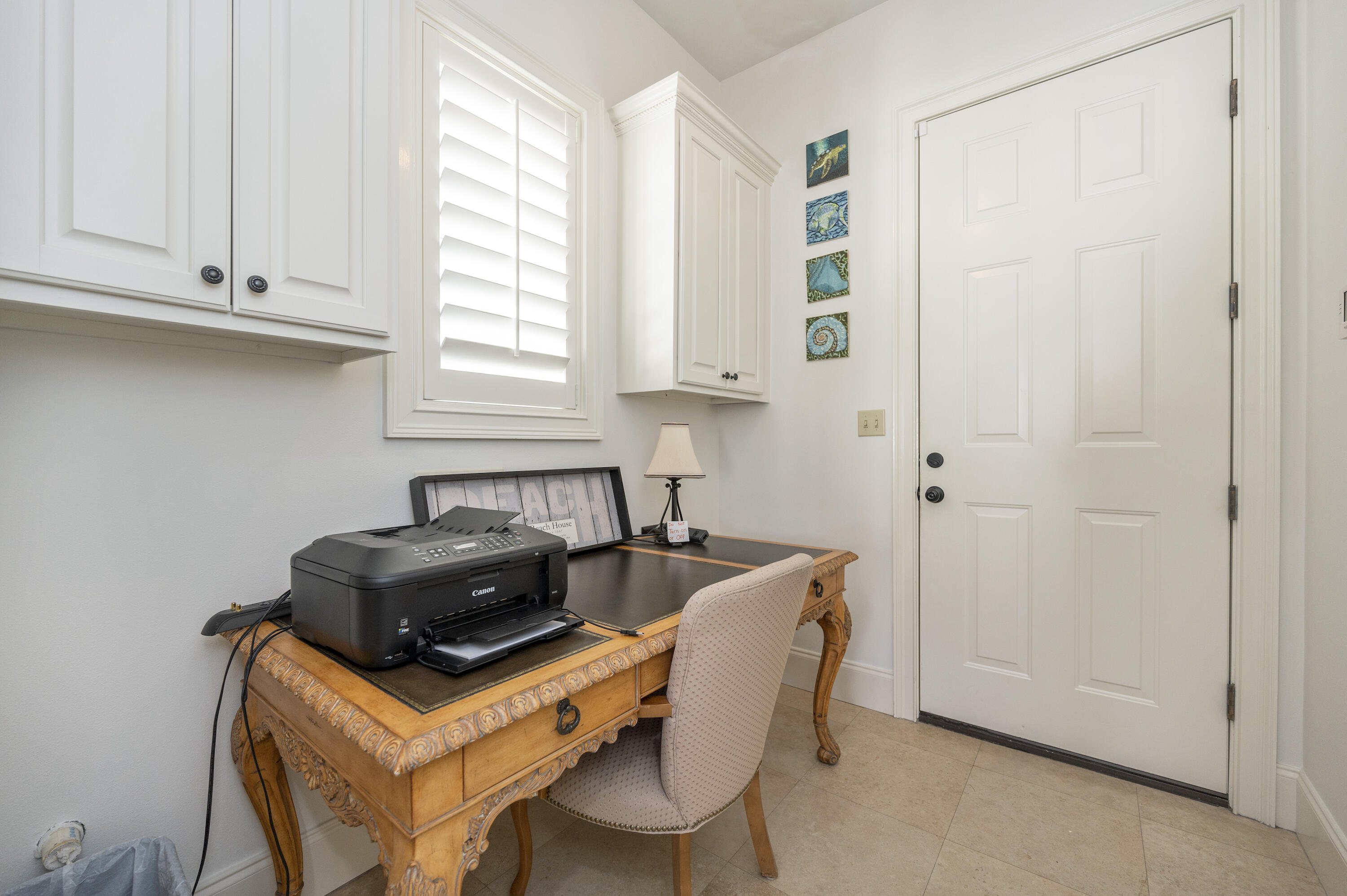 BAYTOWNE AVE EAST - Residential
