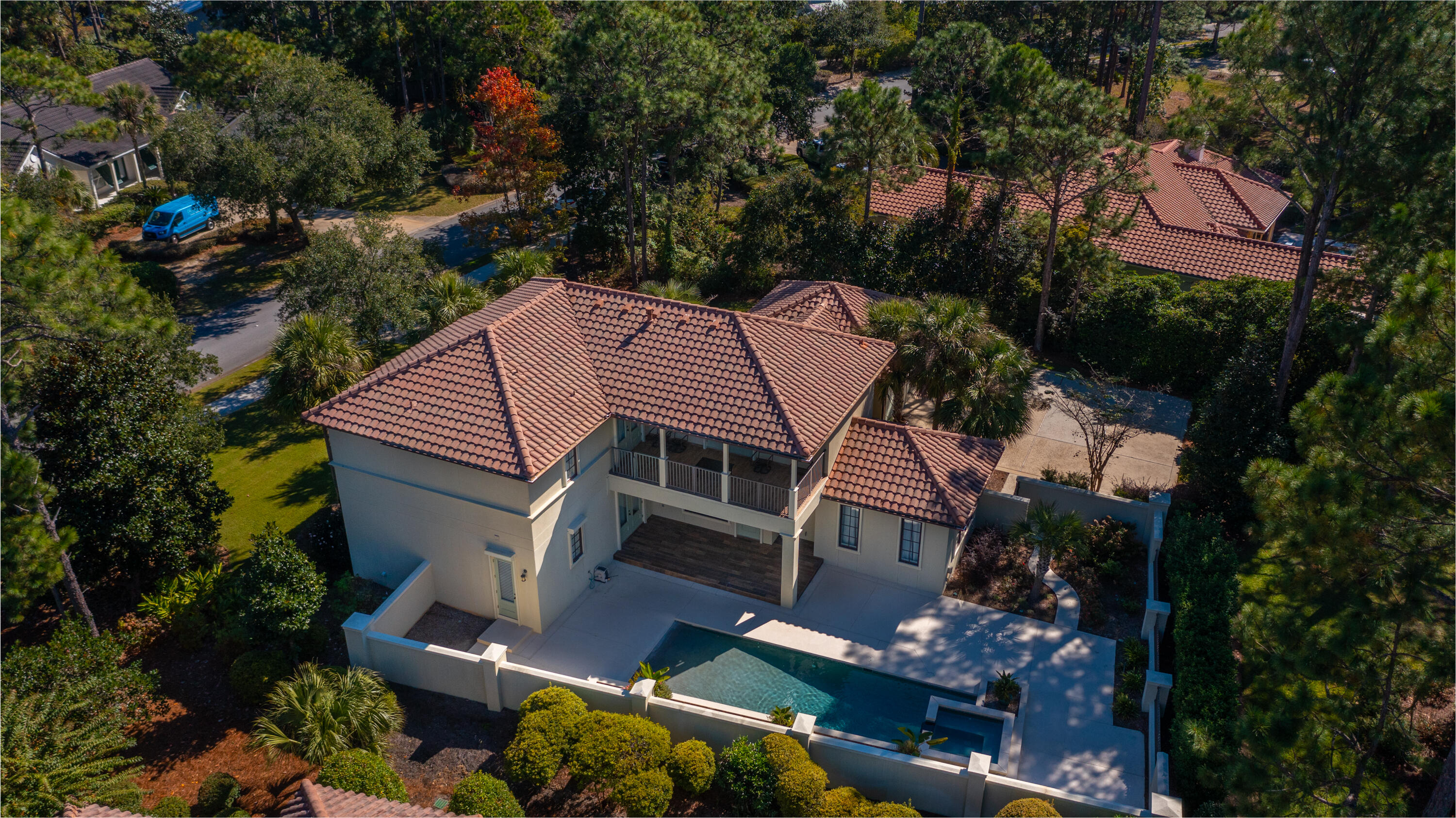 BAYTOWNE AVE EAST - Residential