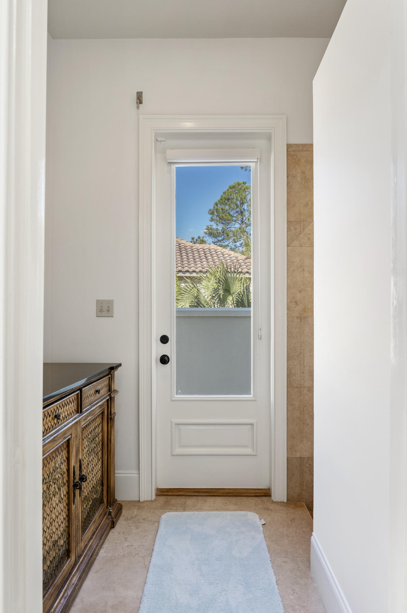 BAYTOWNE AVE EAST - Residential