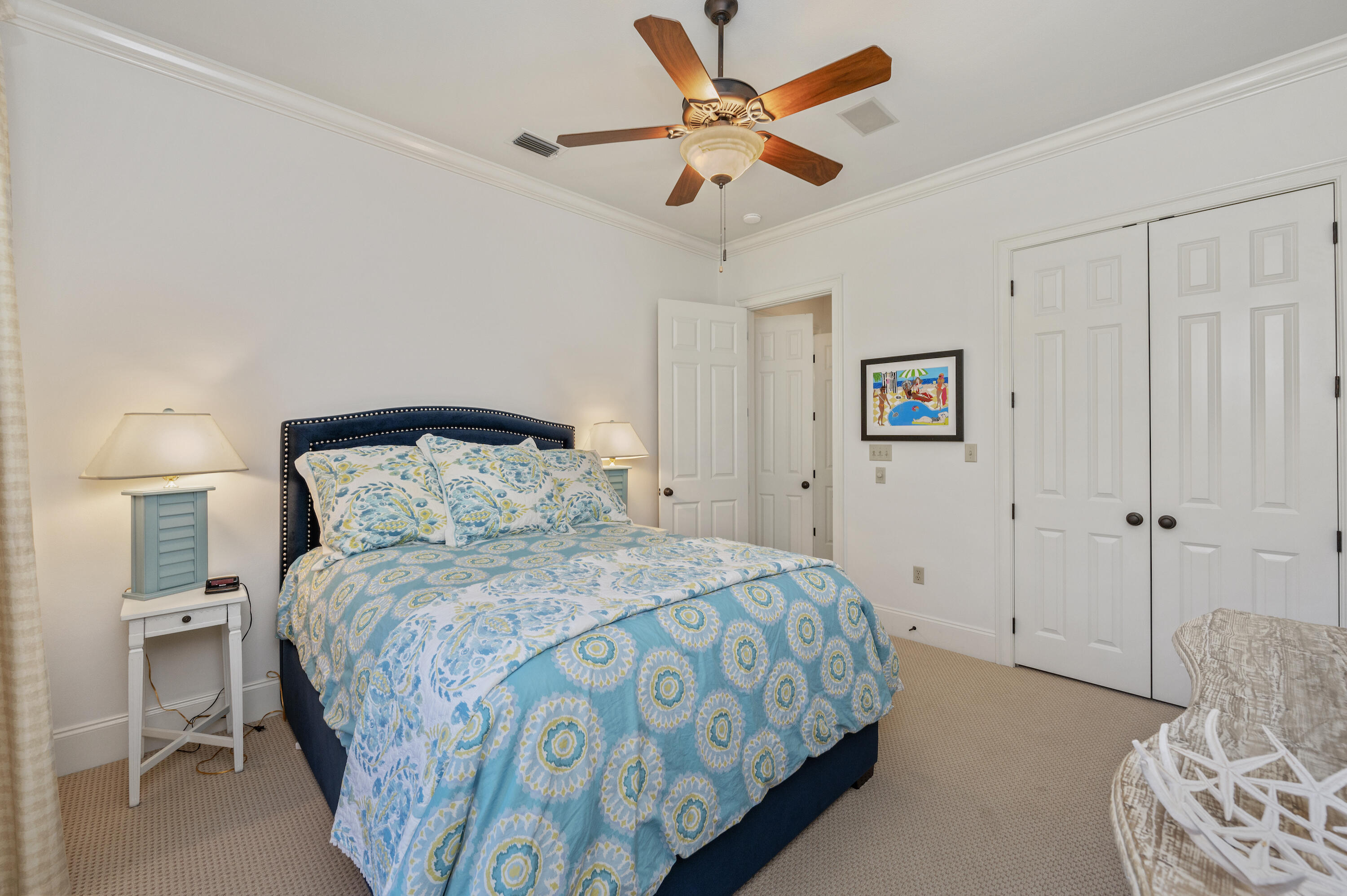 BAYTOWNE AVE EAST - Residential