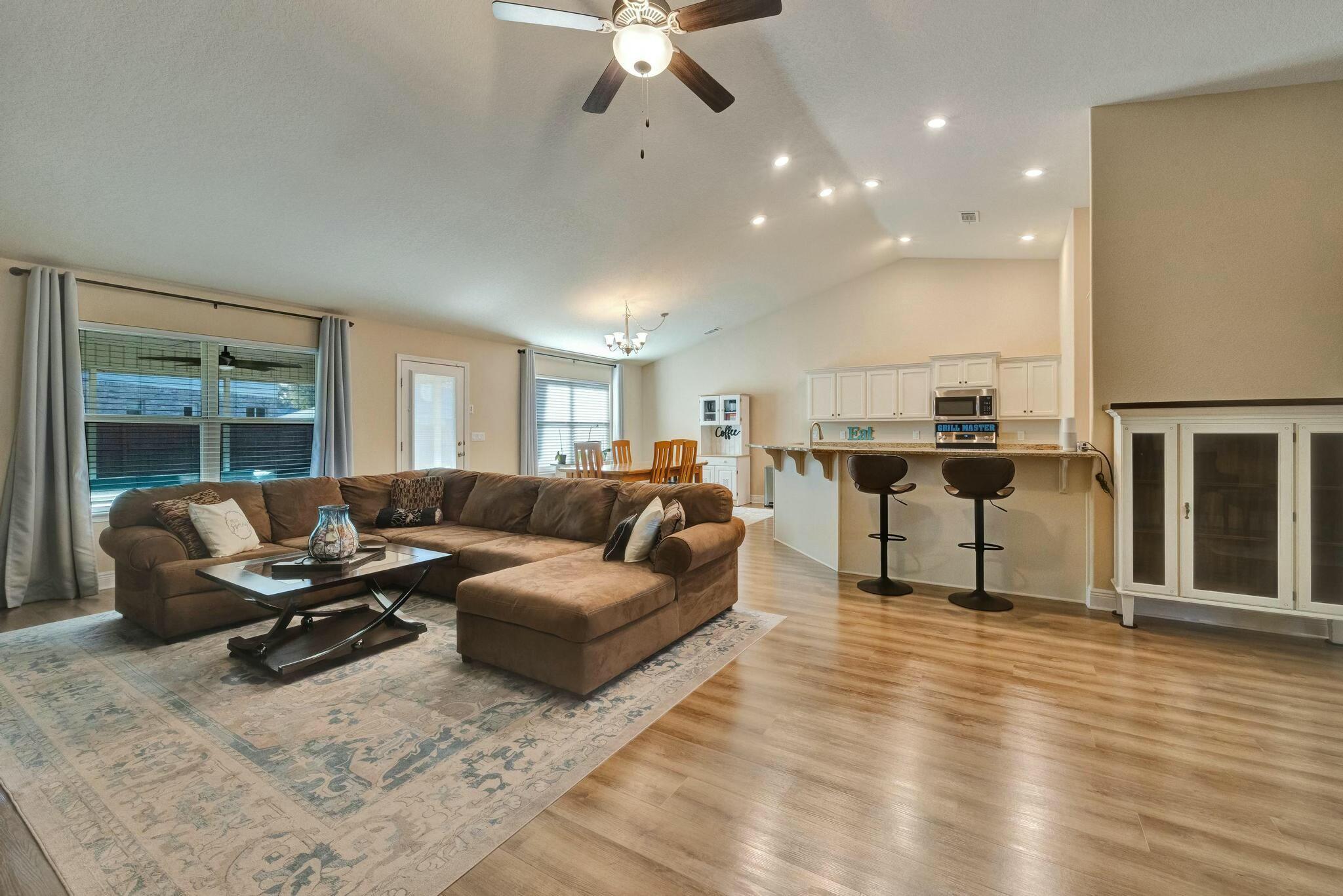 HOLLEY-NAVARRE - Residential