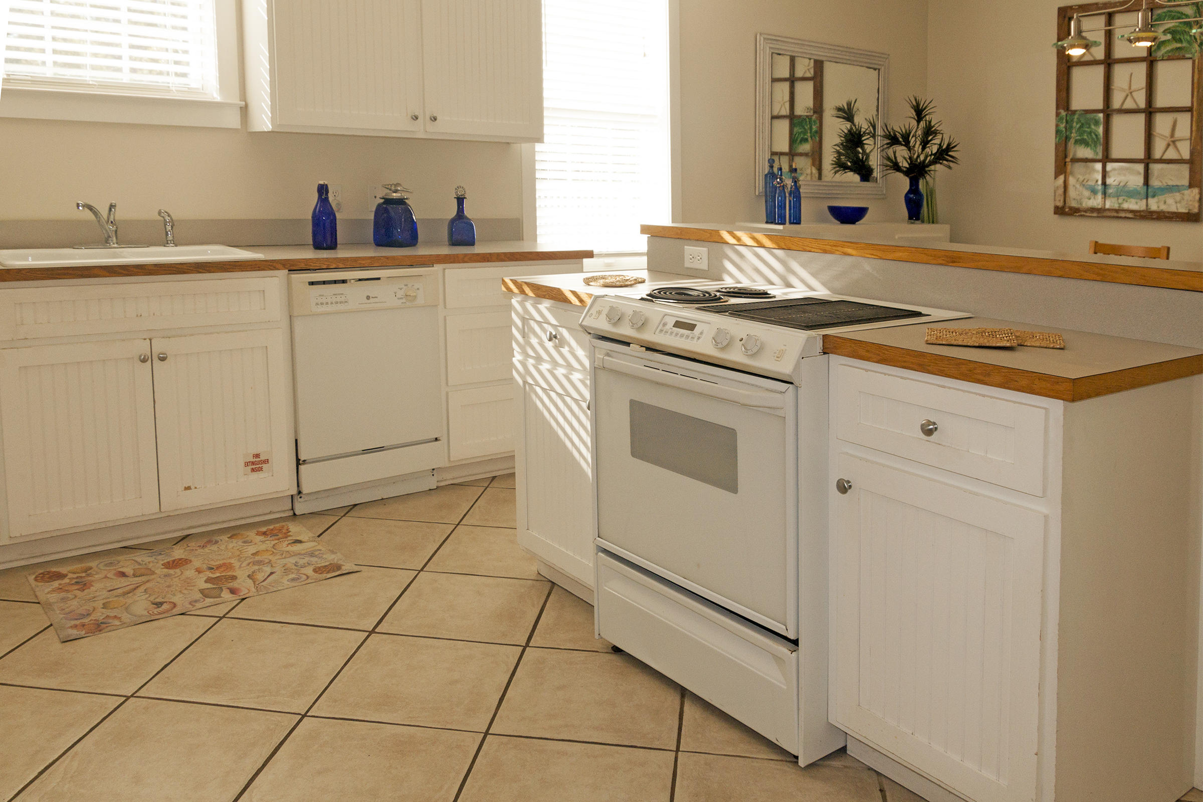 GULF SHORE MANOR - Residential