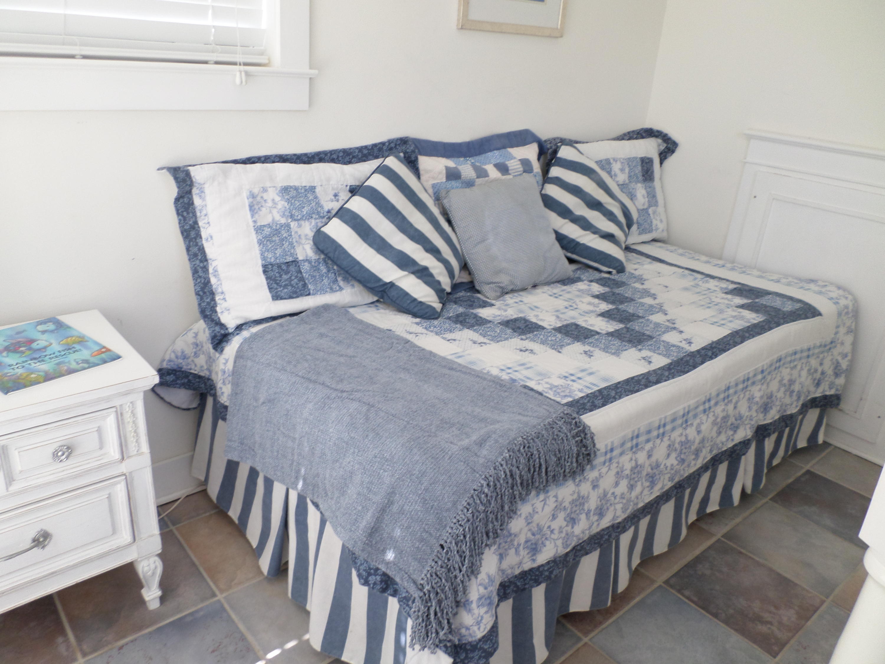 GULF SHORE MANOR - Residential