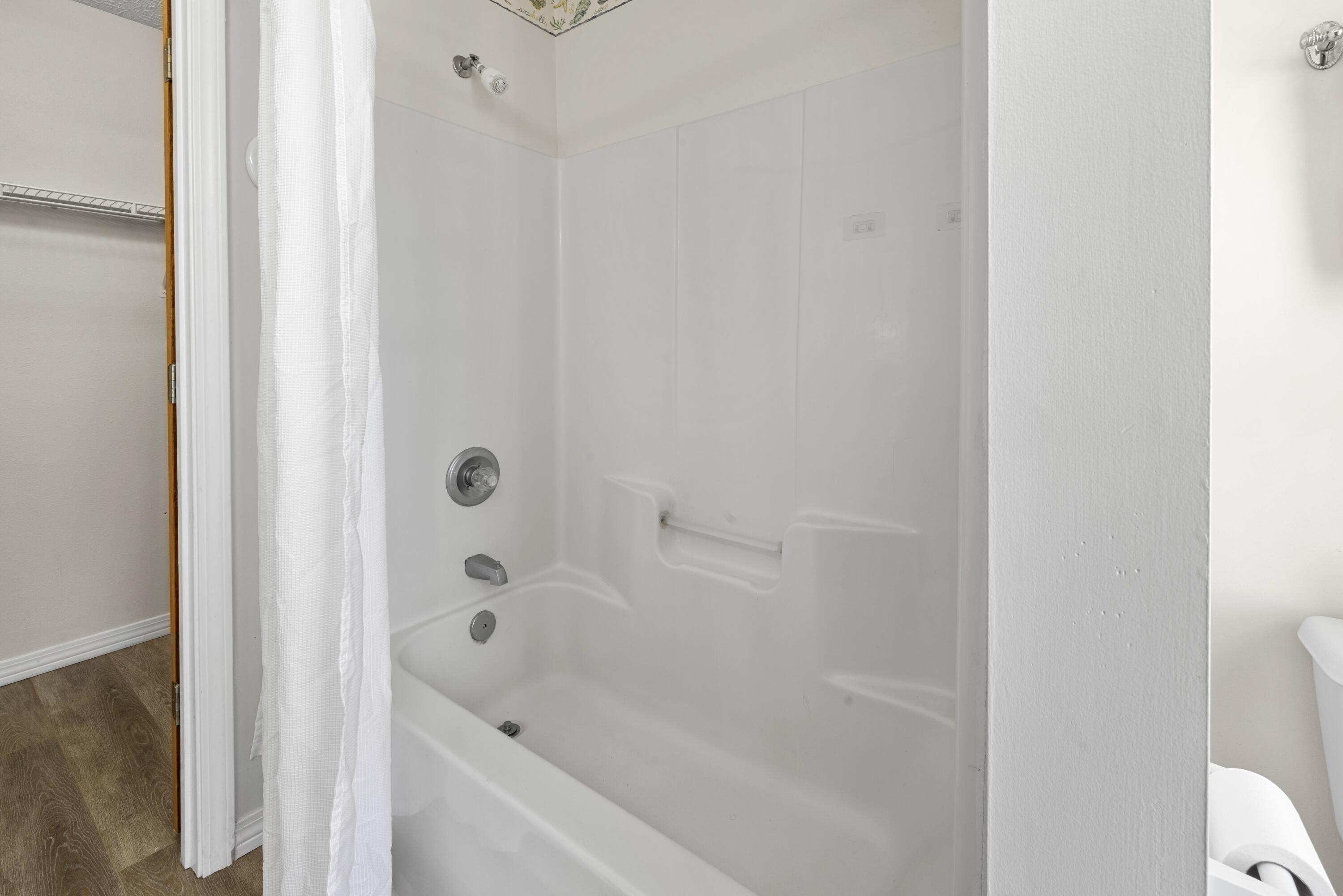 FOREST OAKS PH 3 - Residential