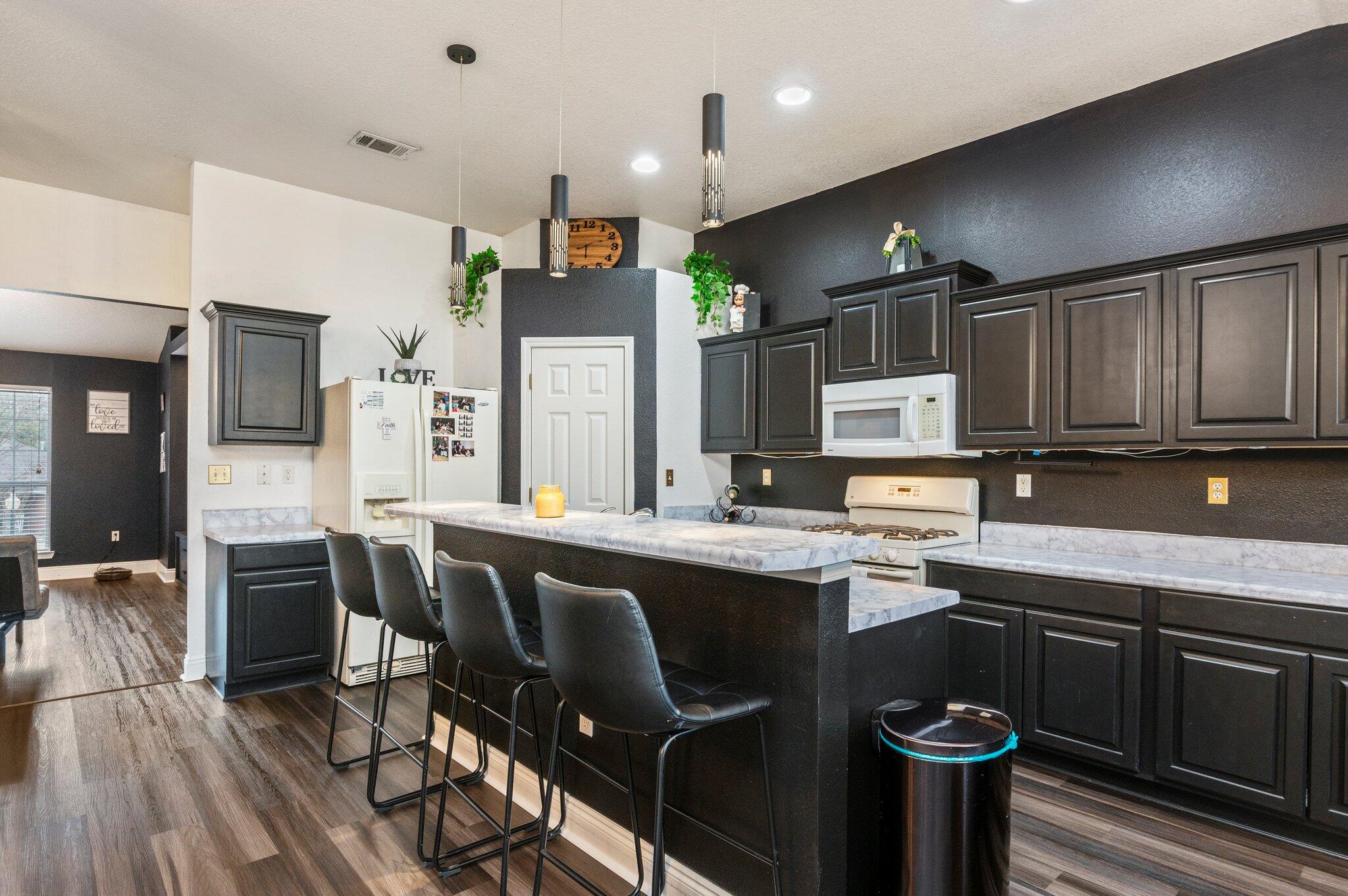 SILVER OAKS PH 2 - Residential Lease