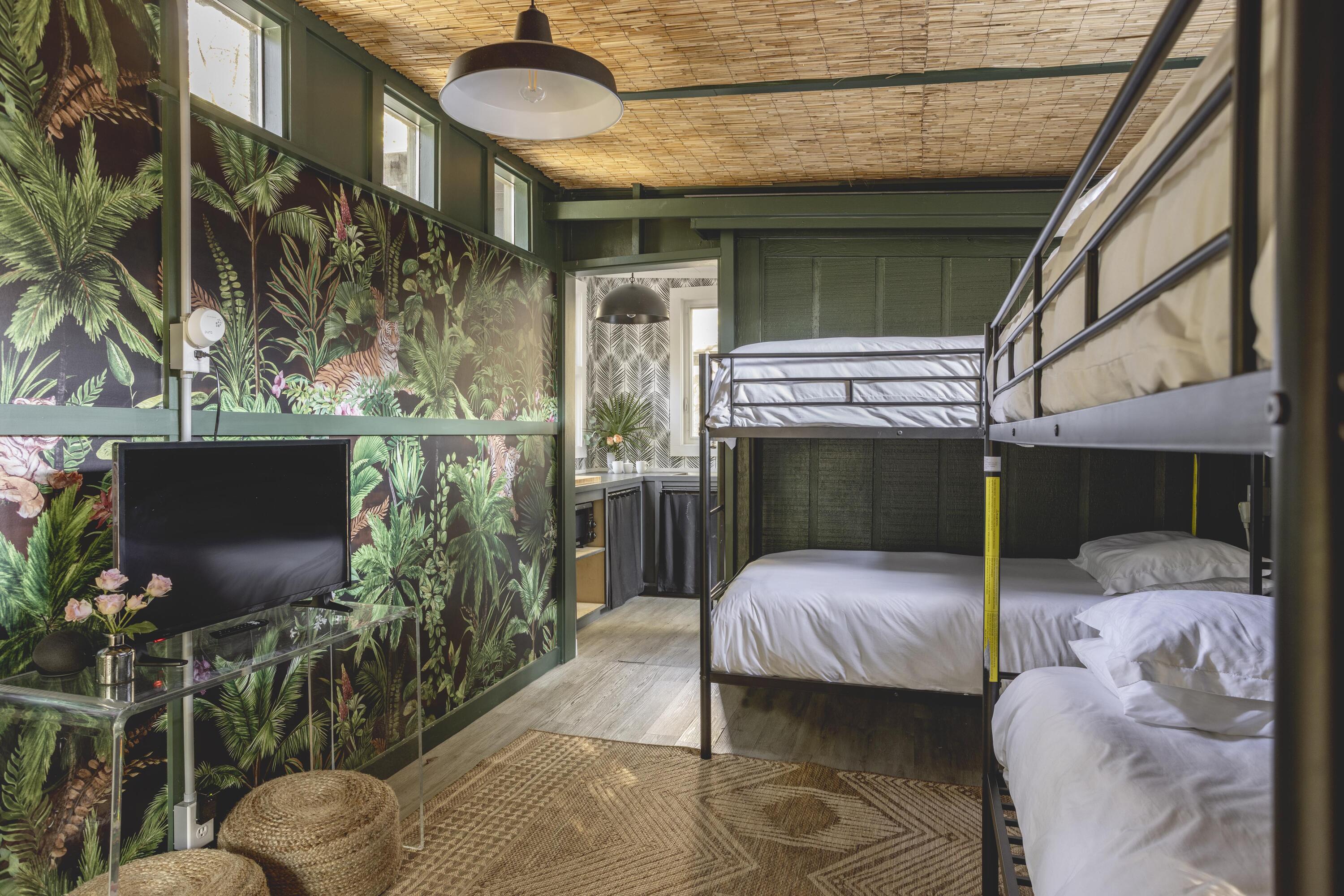 PISCES COVE 2ND ADDN - Residential