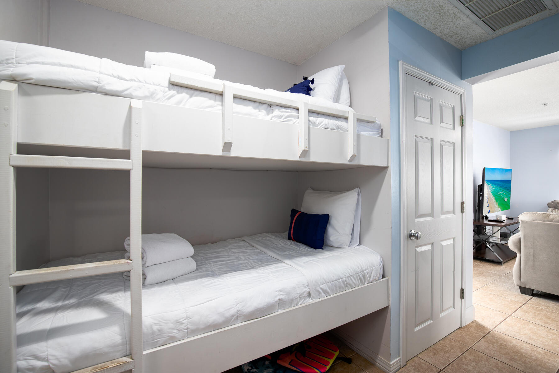 SUNSET COTTAGES CONDO - Residential