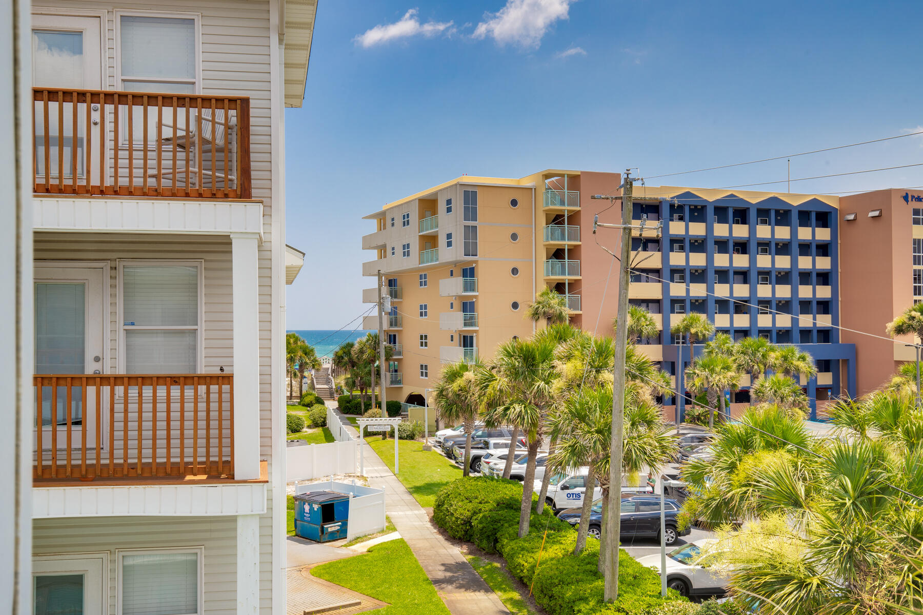 SUNSET COTTAGES CONDO - Residential