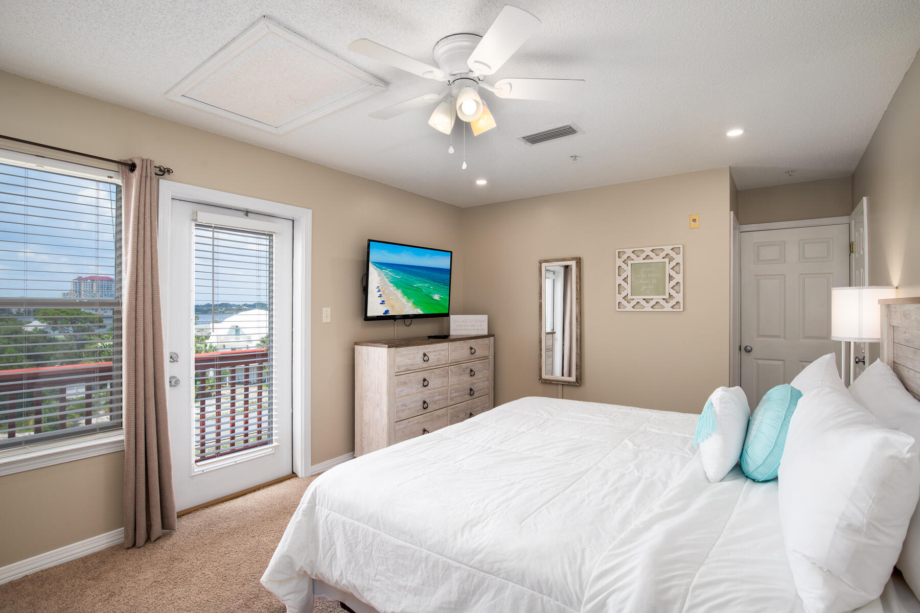 SUNSET COTTAGES CONDO - Residential