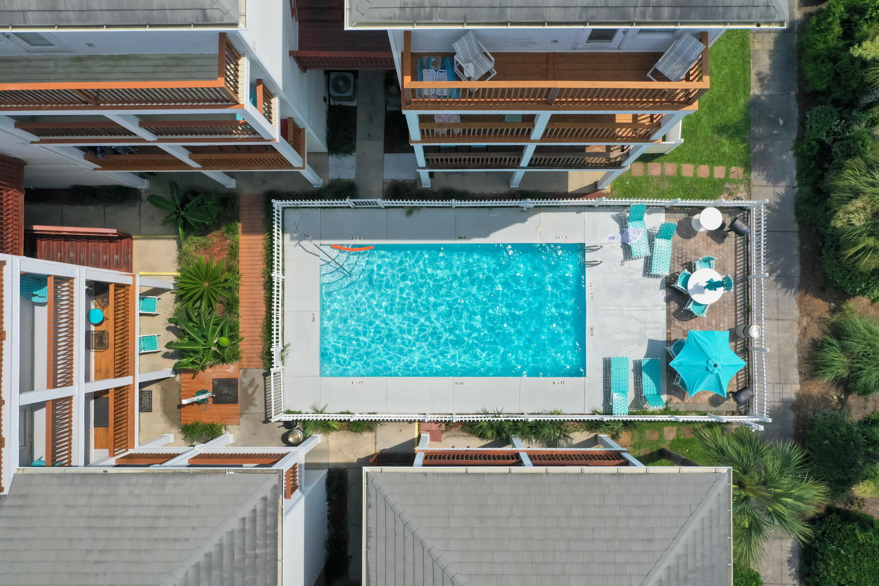 SUNSET COTTAGES CONDO - Residential