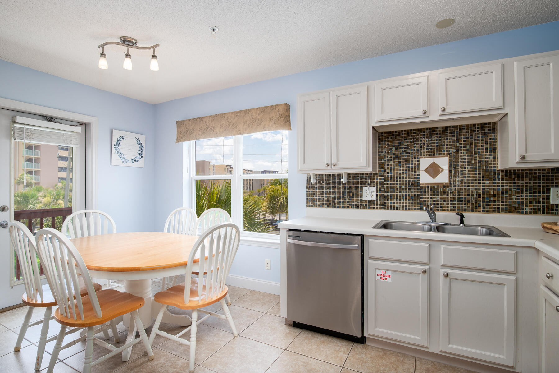 SUNSET COTTAGES CONDO - Residential