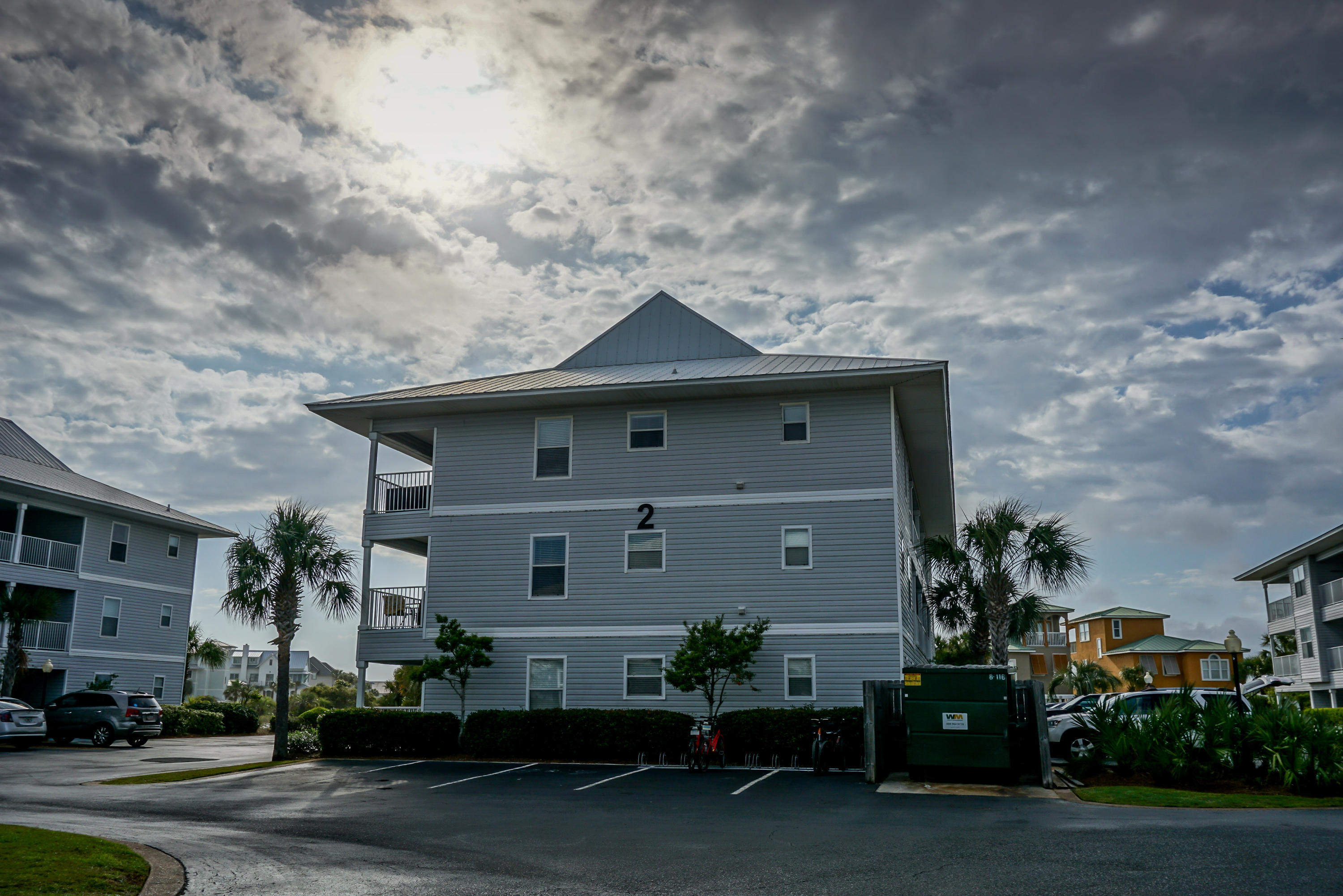 BEACHSIDE VILLAS CONDO - Residential