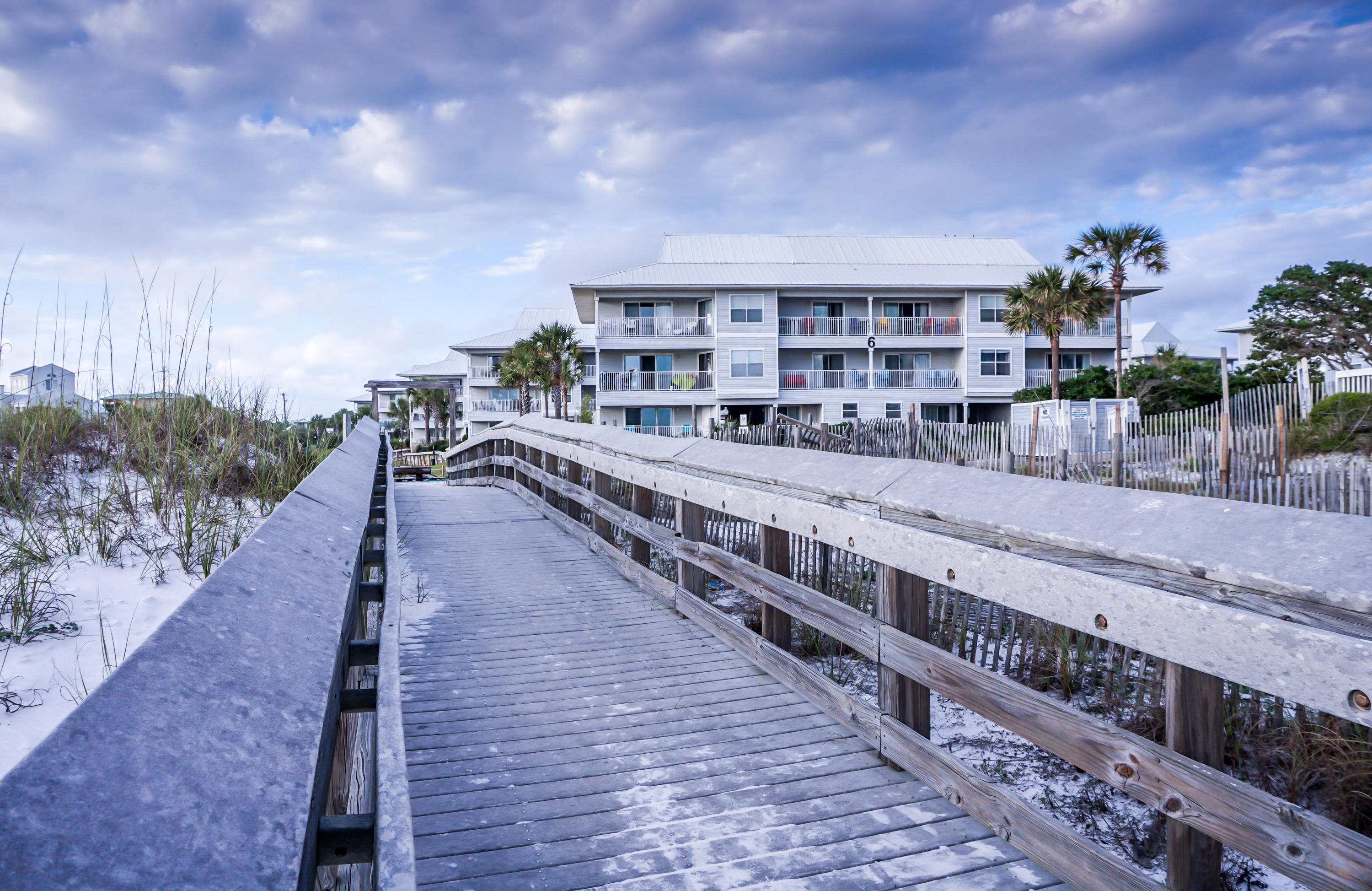 BEACHSIDE VILLAS CONDO - Residential