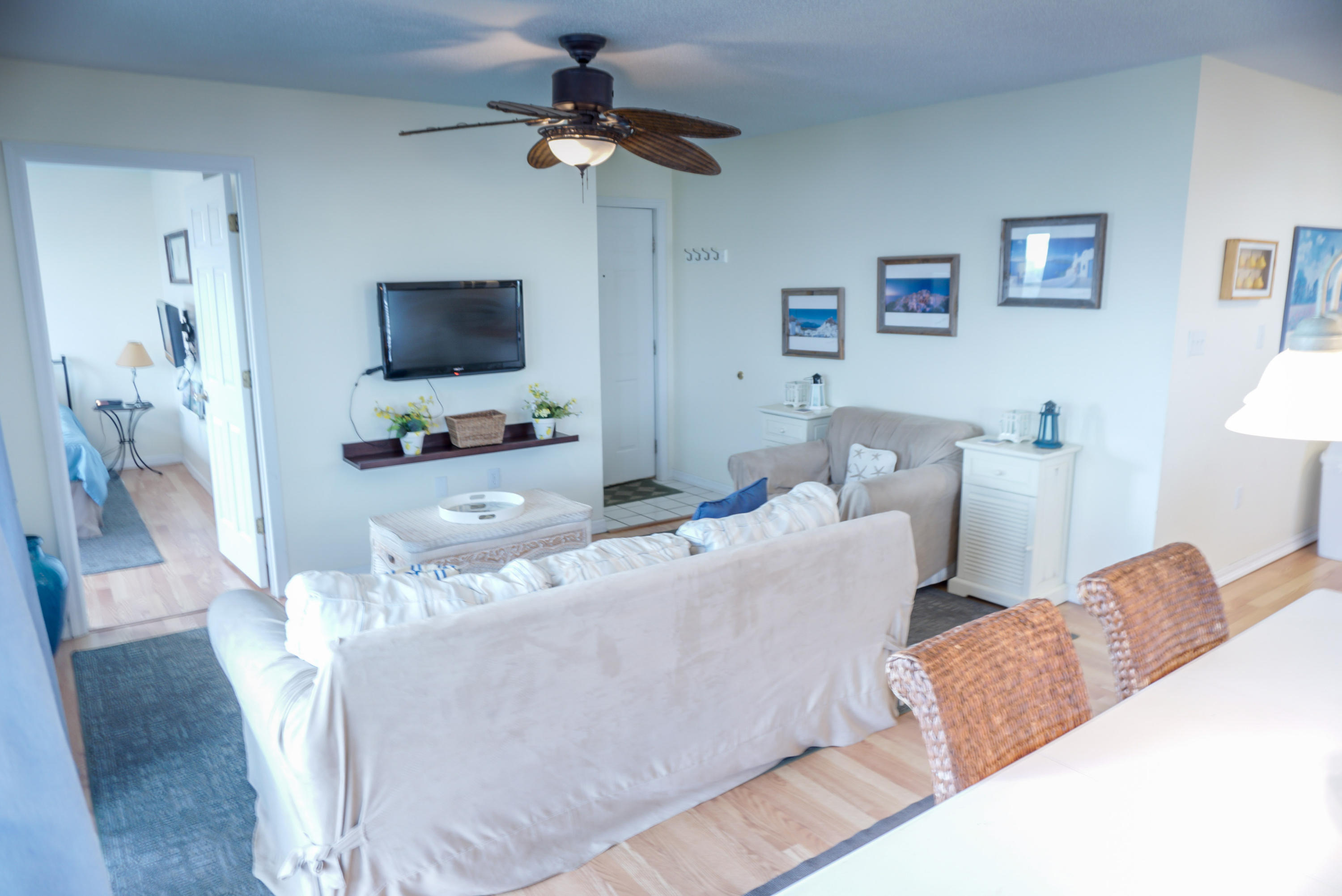 BEACHSIDE VILLAS CONDO - Residential