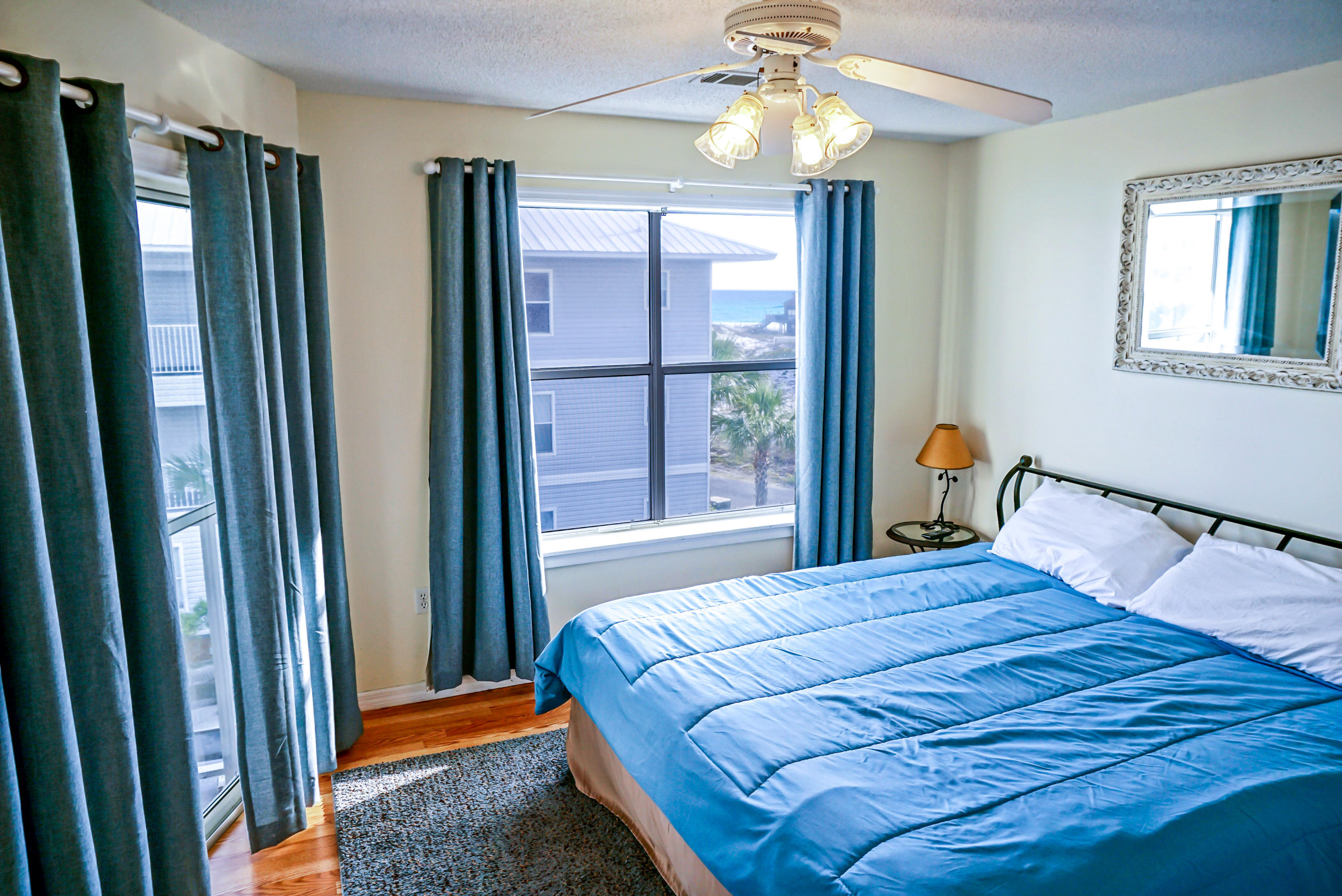 BEACHSIDE VILLAS CONDO - Residential