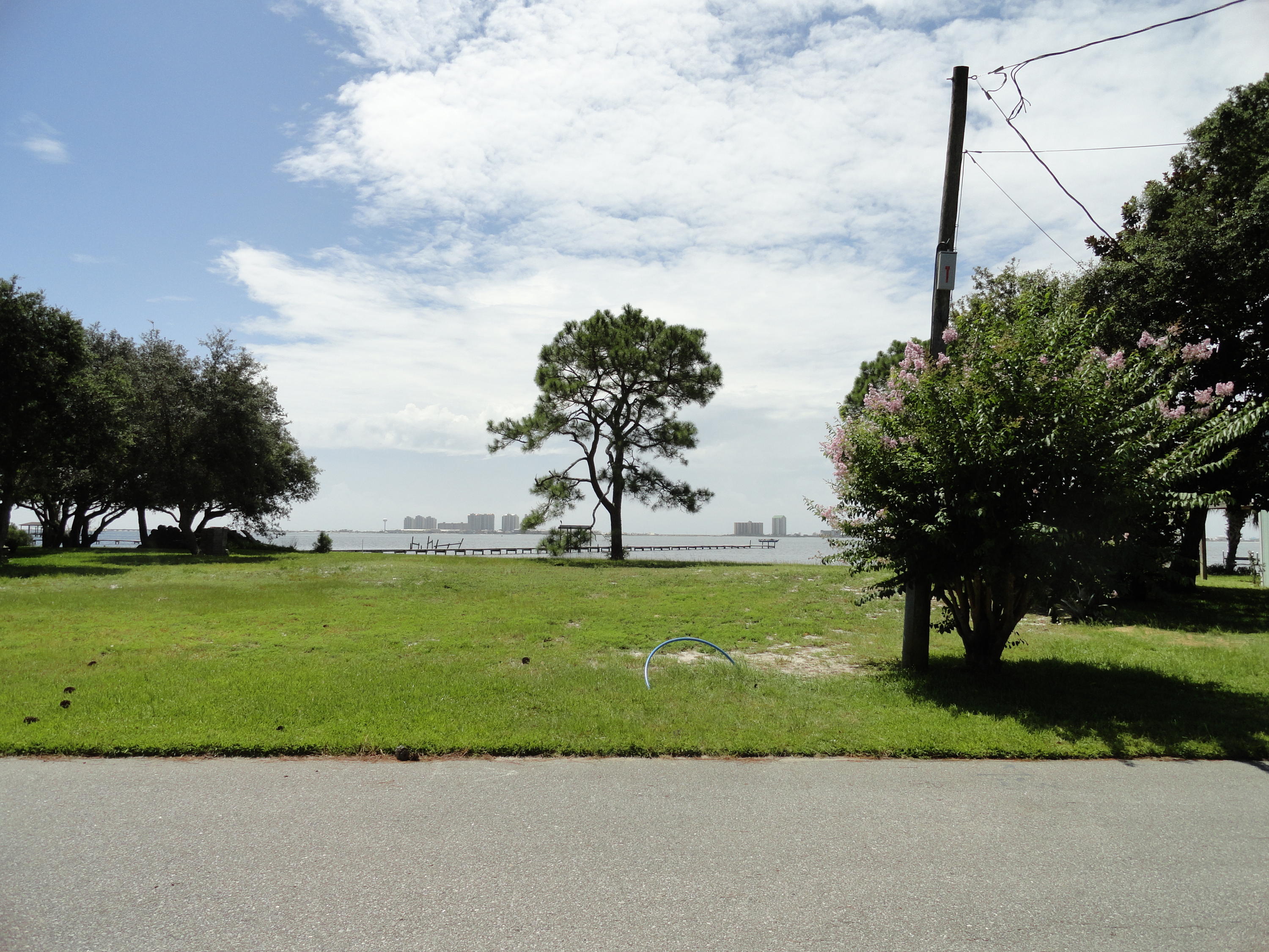 NAVARRE SHORES - Land