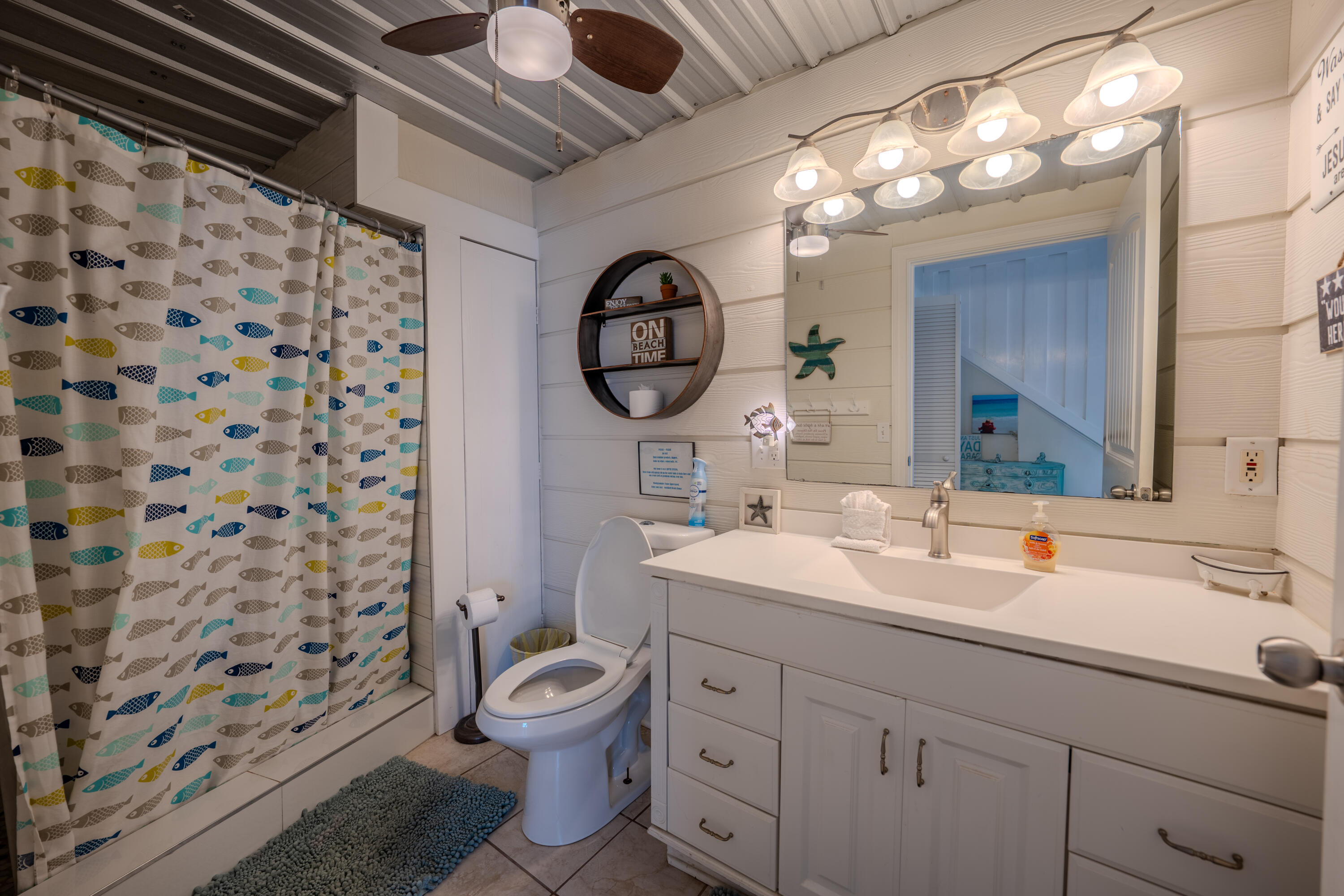 HOLIDAY BEACH UNIT 03 - Residential