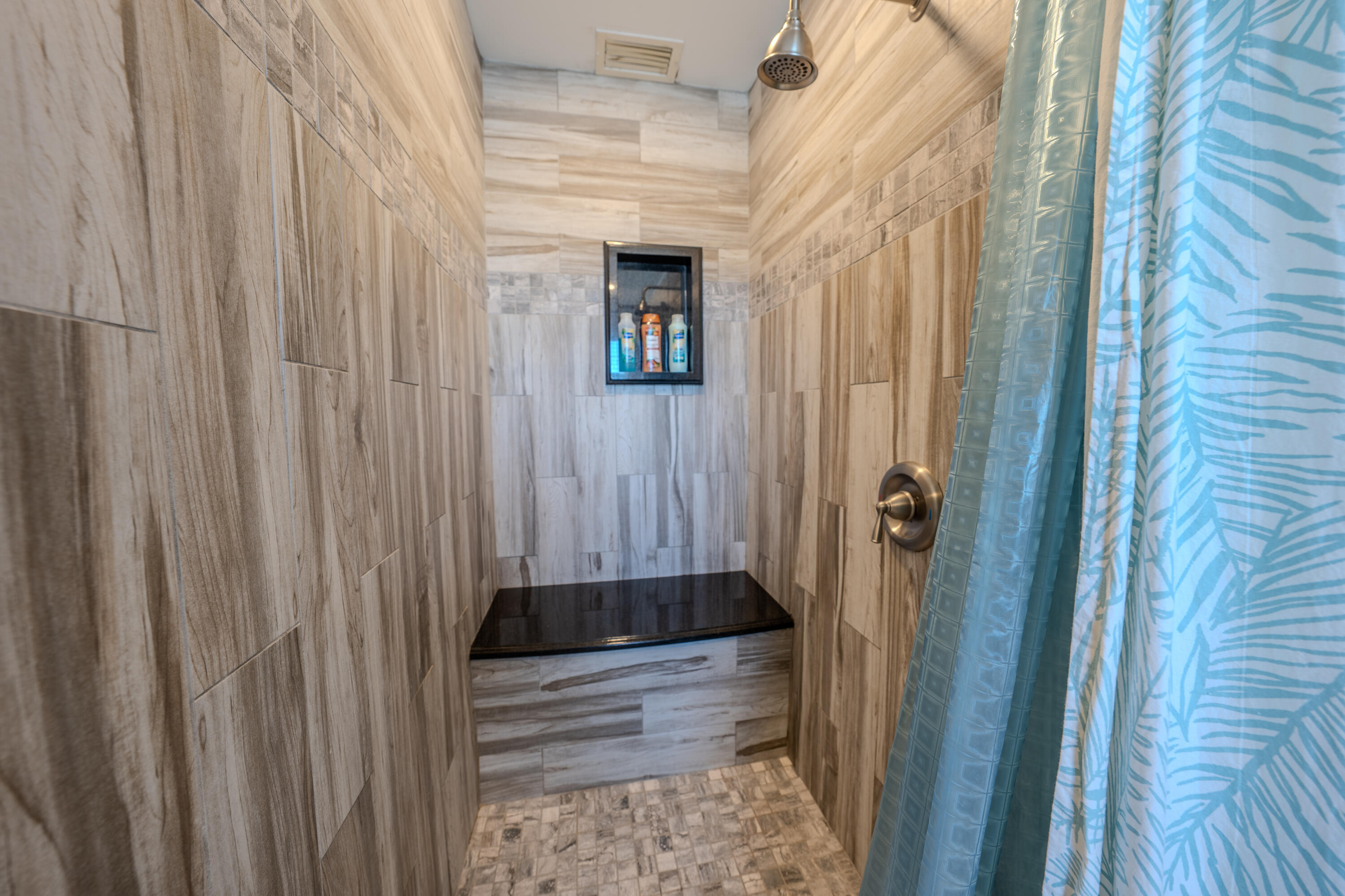 HOLIDAY BEACH UNIT 03 - Residential