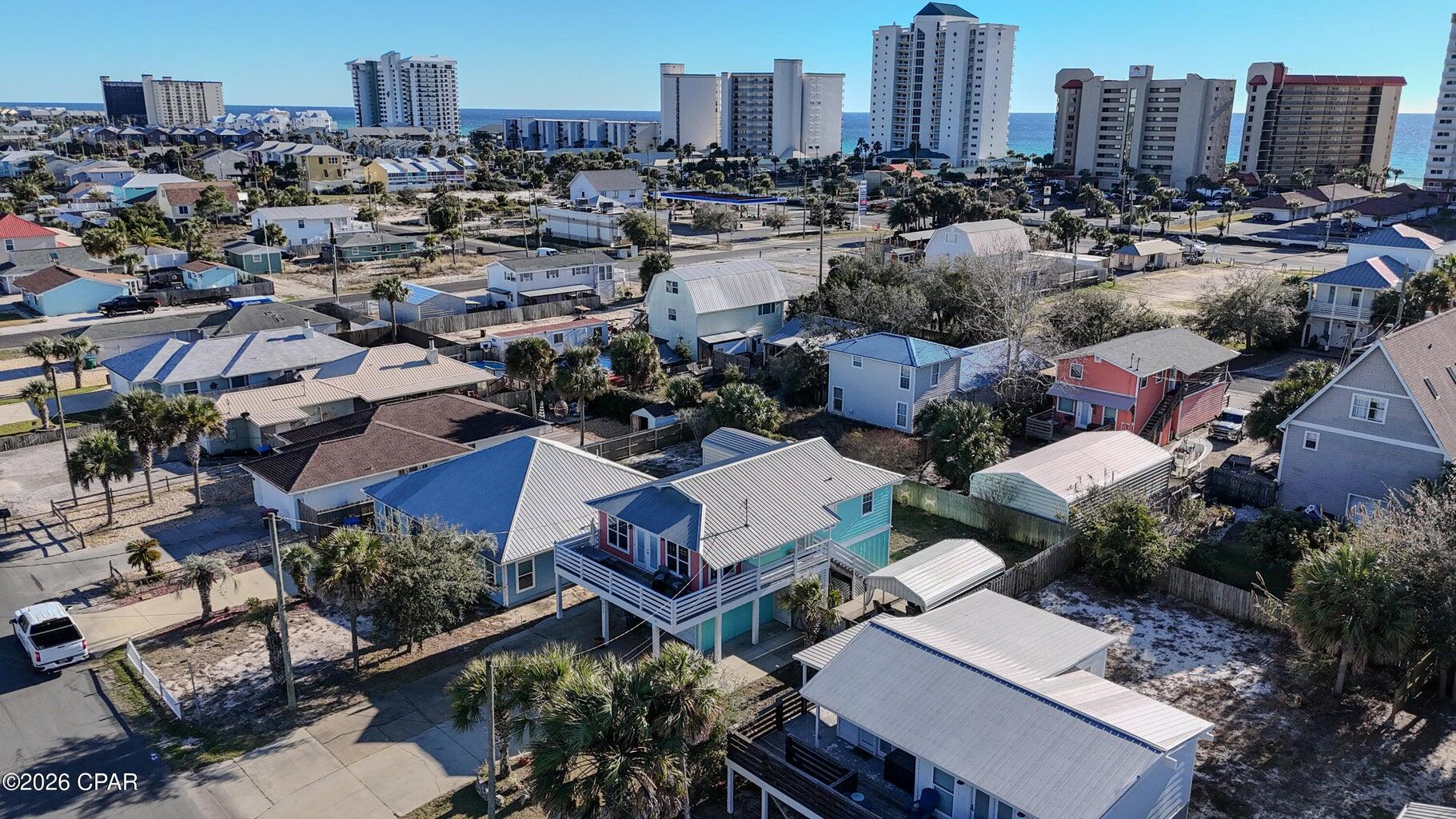 HOLIDAY BEACH UNIT 03 - Residential