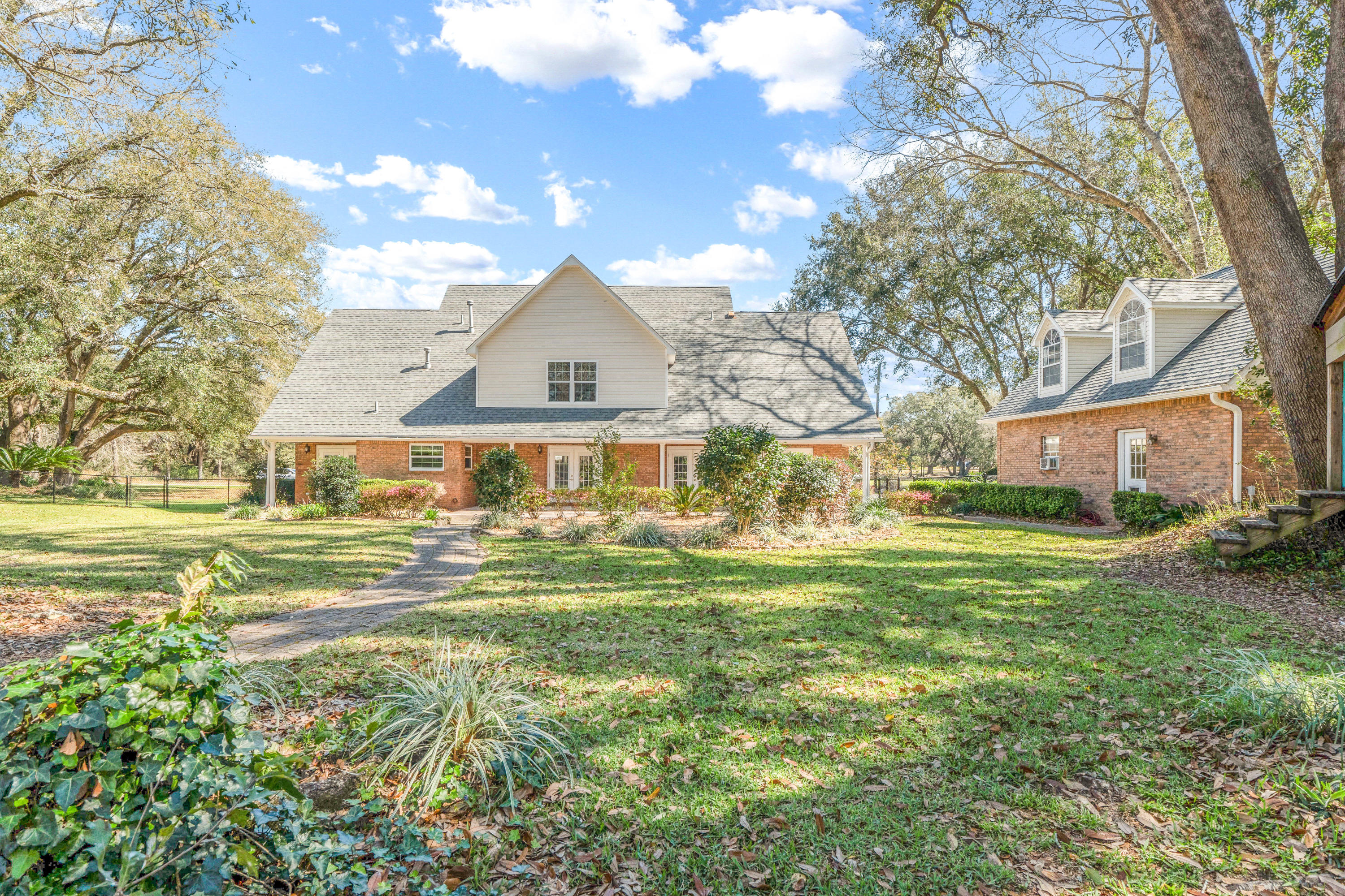 STAFFORD ESTATES - Residential