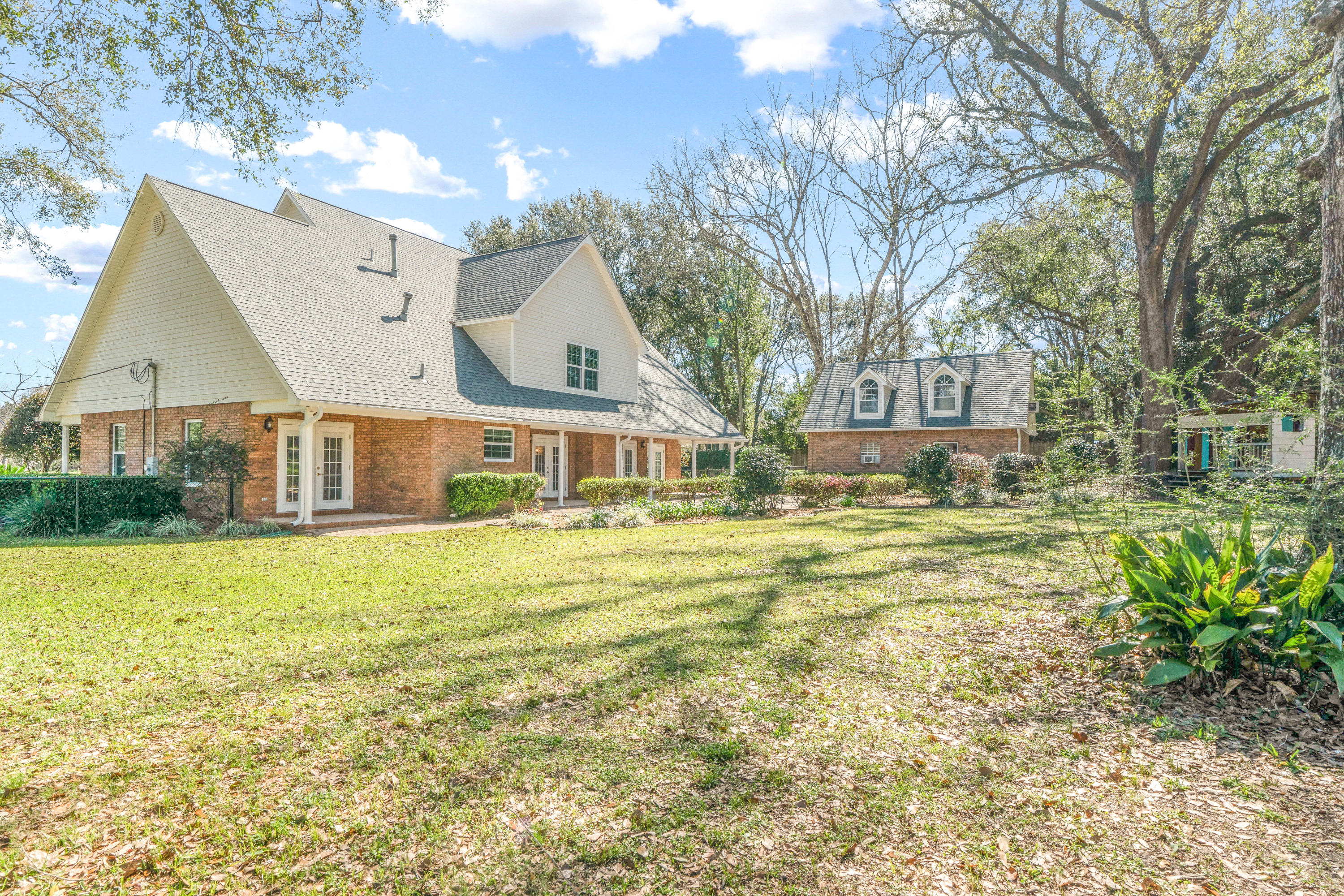 STAFFORD ESTATES - Residential