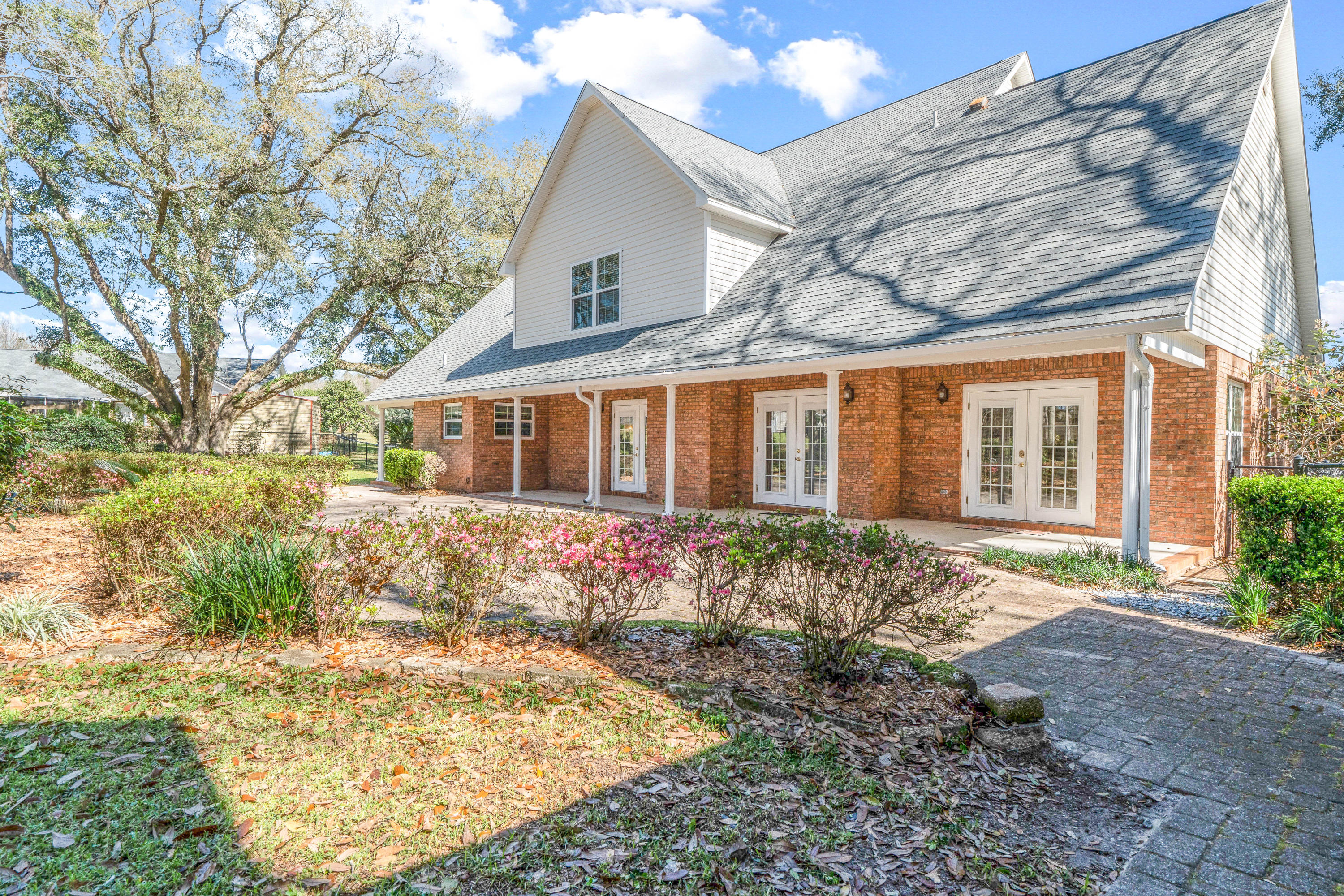 STAFFORD ESTATES - Residential