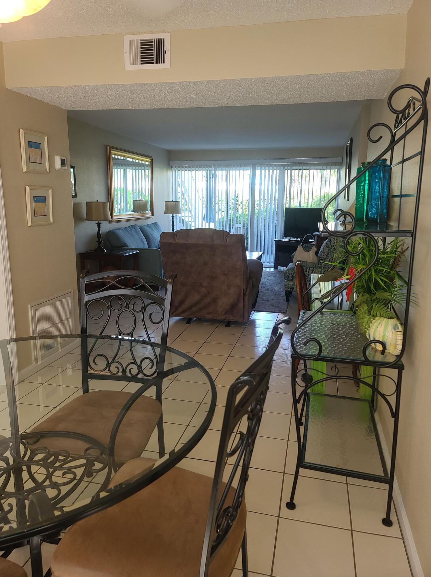 SEASPRAY CONDO - Residential