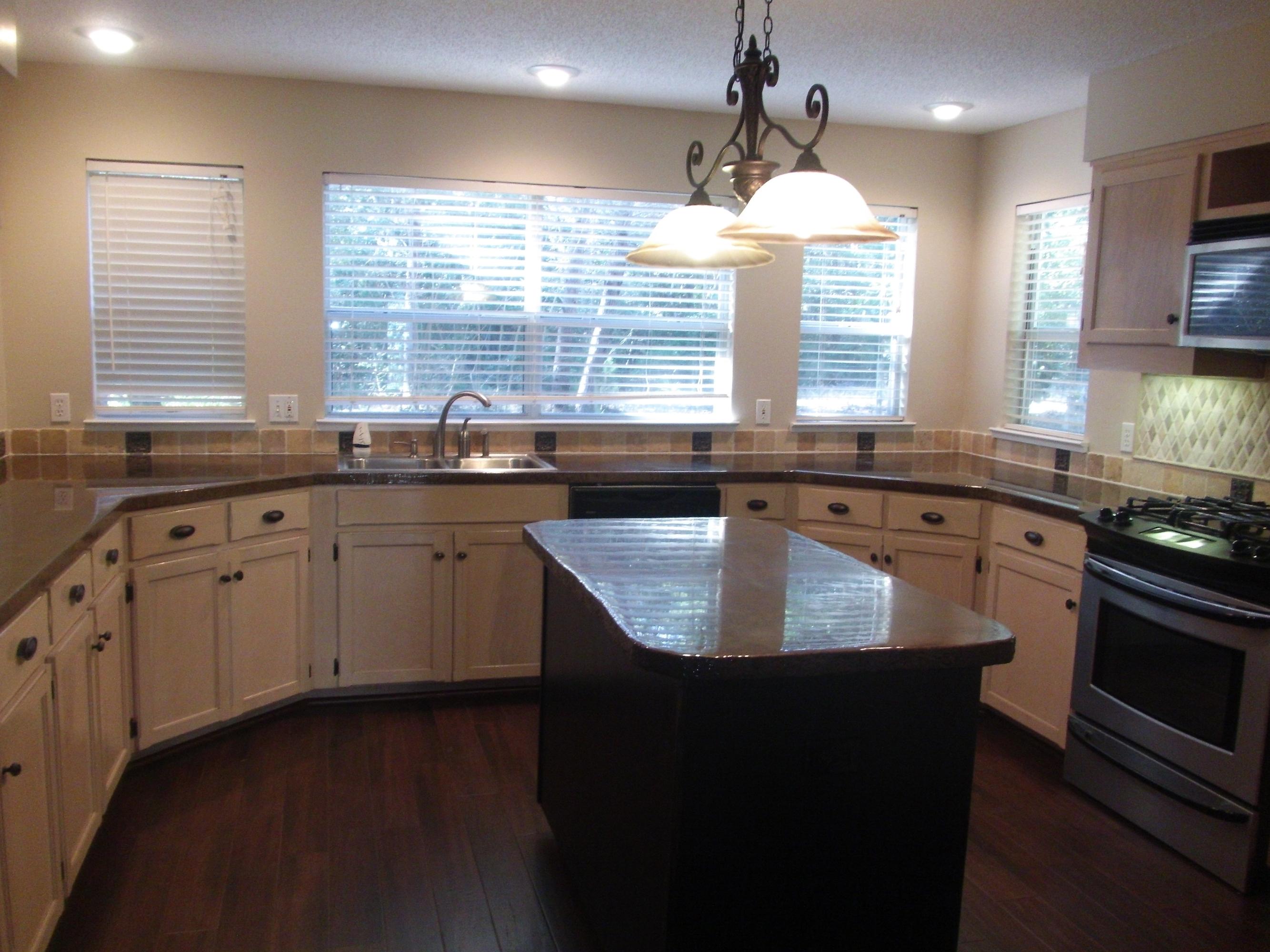 PARKWOOD ESTATES PH 2 BLUEWATER BAY - Residential