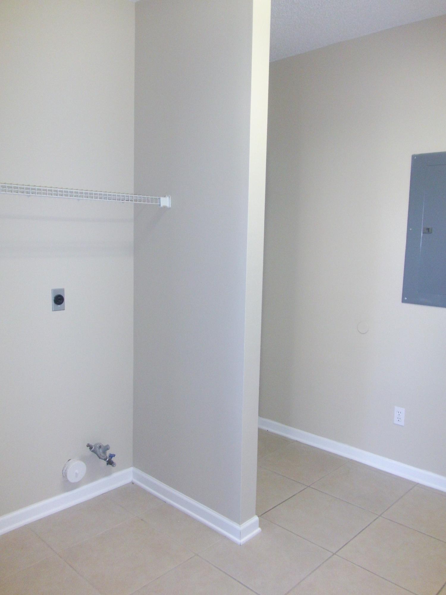 PARKWOOD ESTATES PH 2 BLUEWATER BAY - Residential