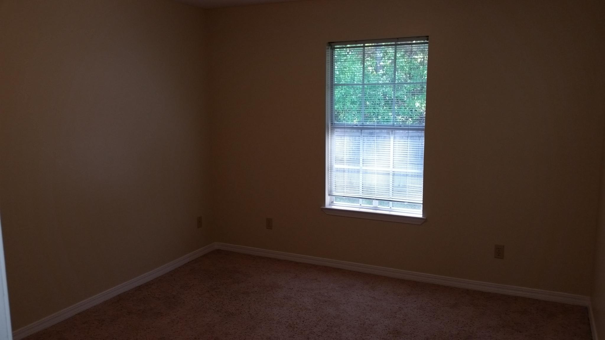 BISCAYNE POINTE - Residential