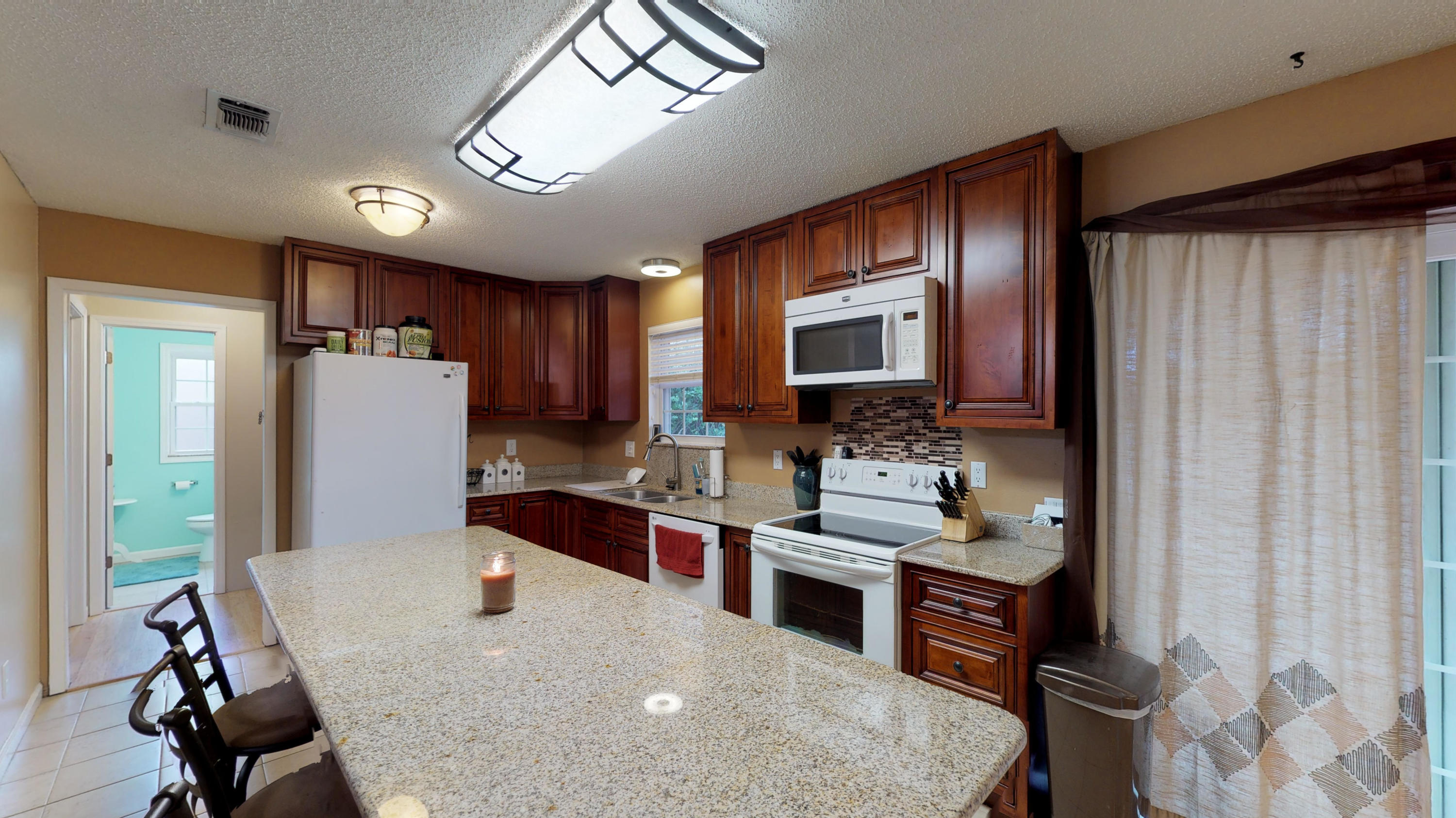 MIRAMAR ESTATES 4TH ADDN - Residential