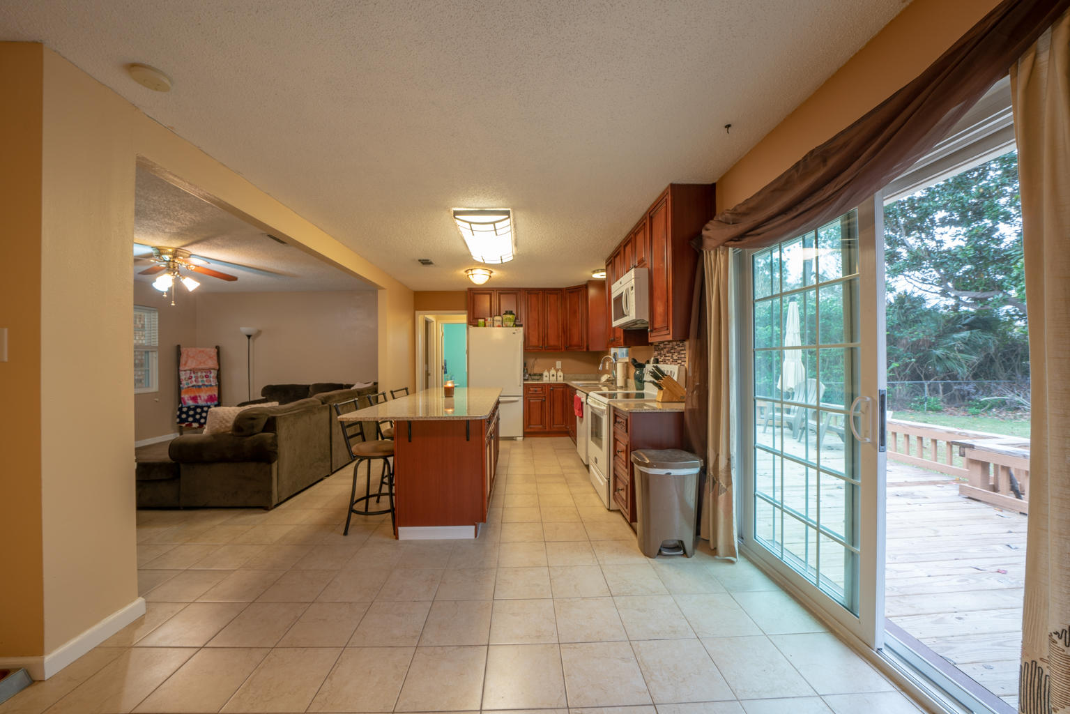 MIRAMAR ESTATES 4TH ADDN - Residential