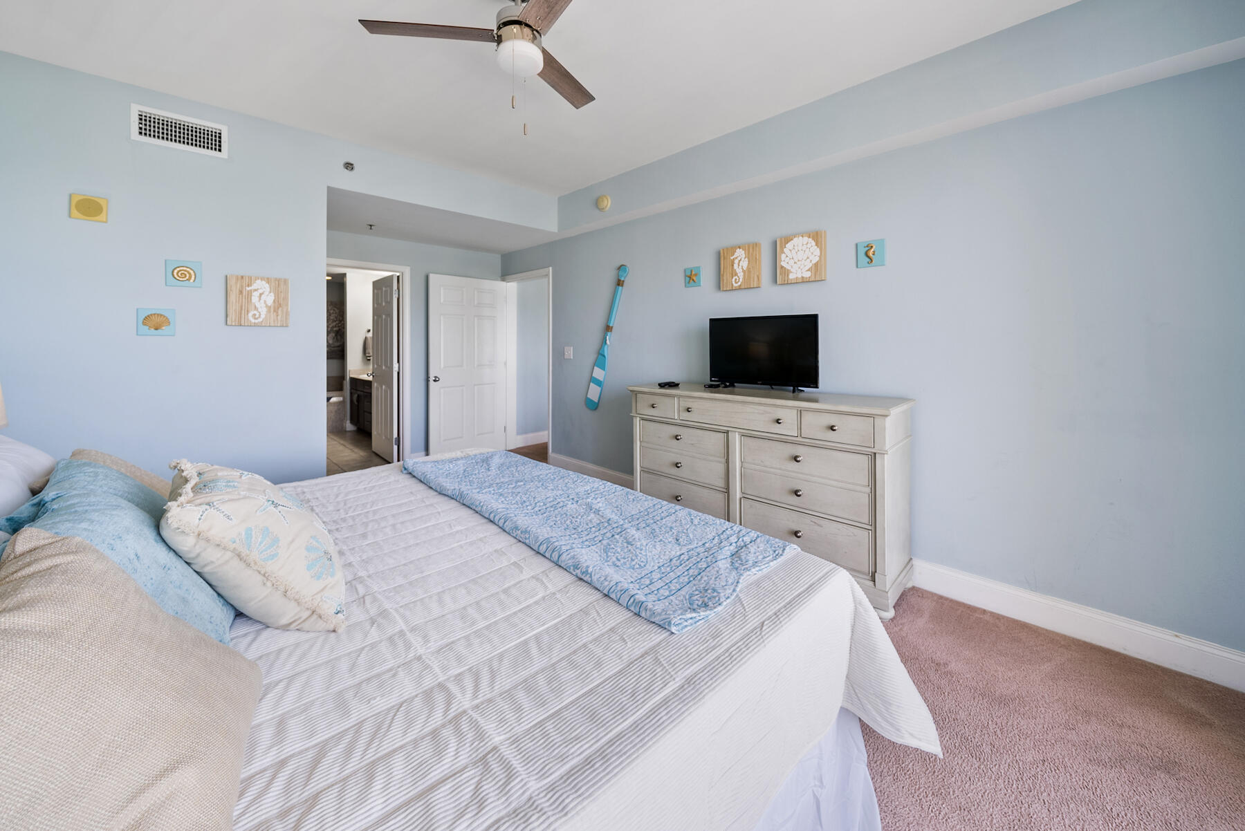 Laketown Wharf - Residential