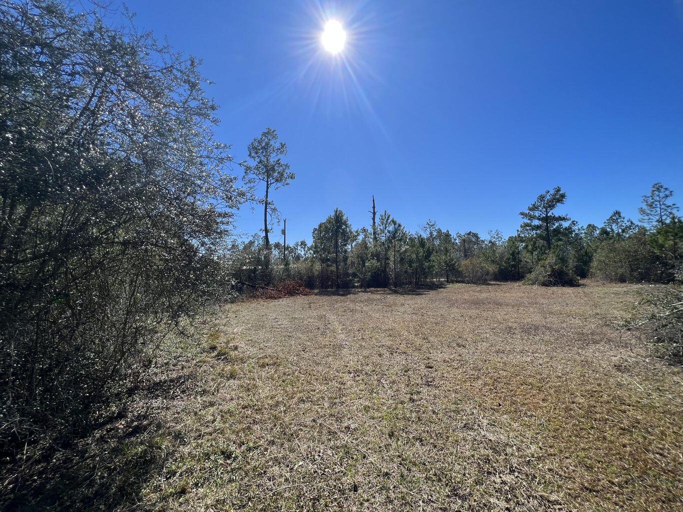 NO RECORDED SUBDIVISION - Land