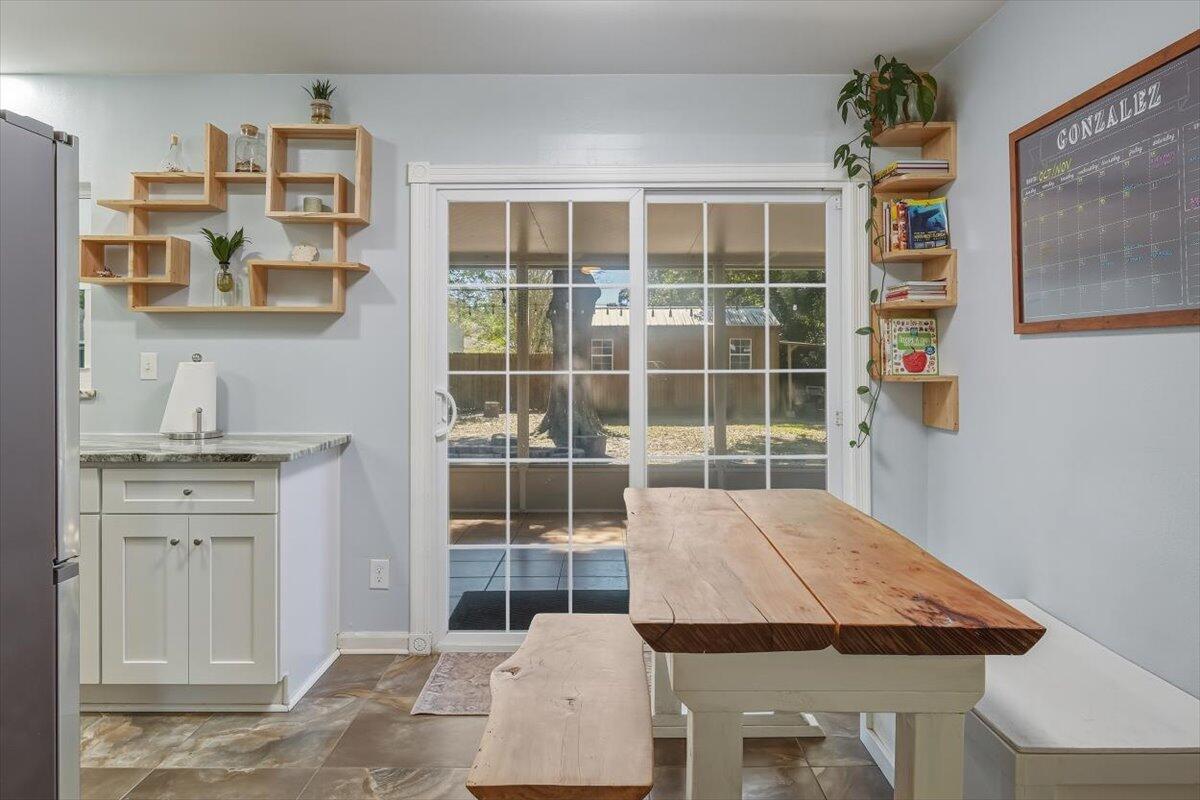 WINTHROP PLACE 1ST ADDN - Residential