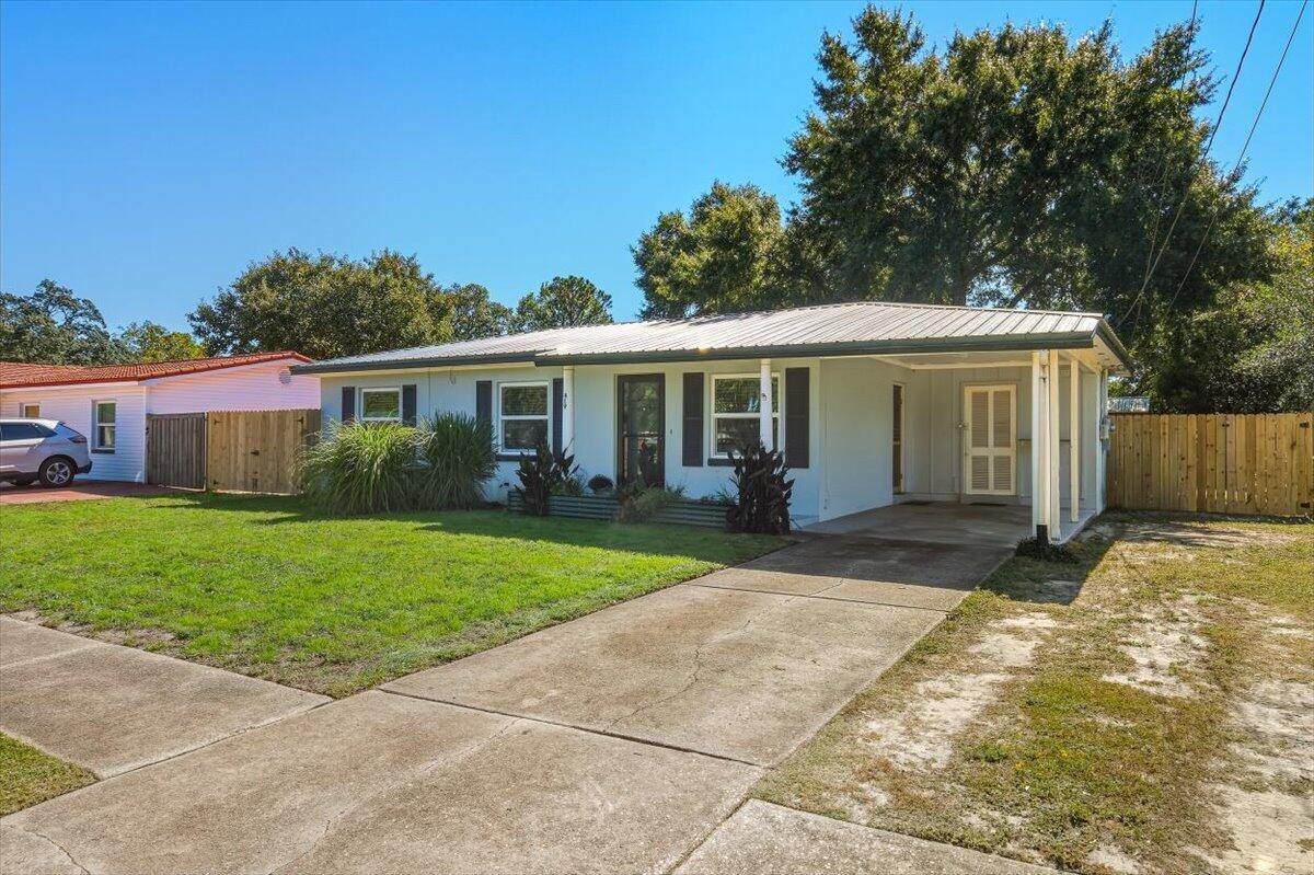 WINTHROP PLACE 1ST ADDN - Residential