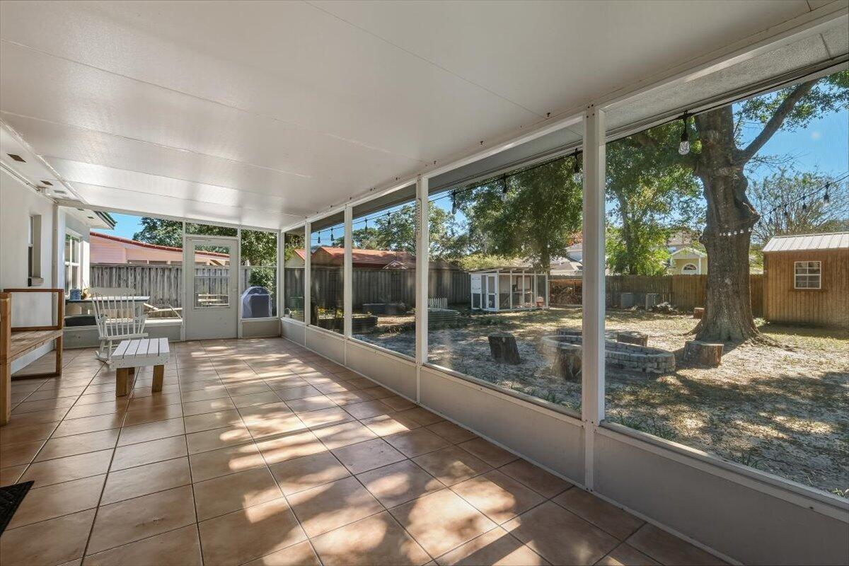 WINTHROP PLACE 1ST ADDN - Residential