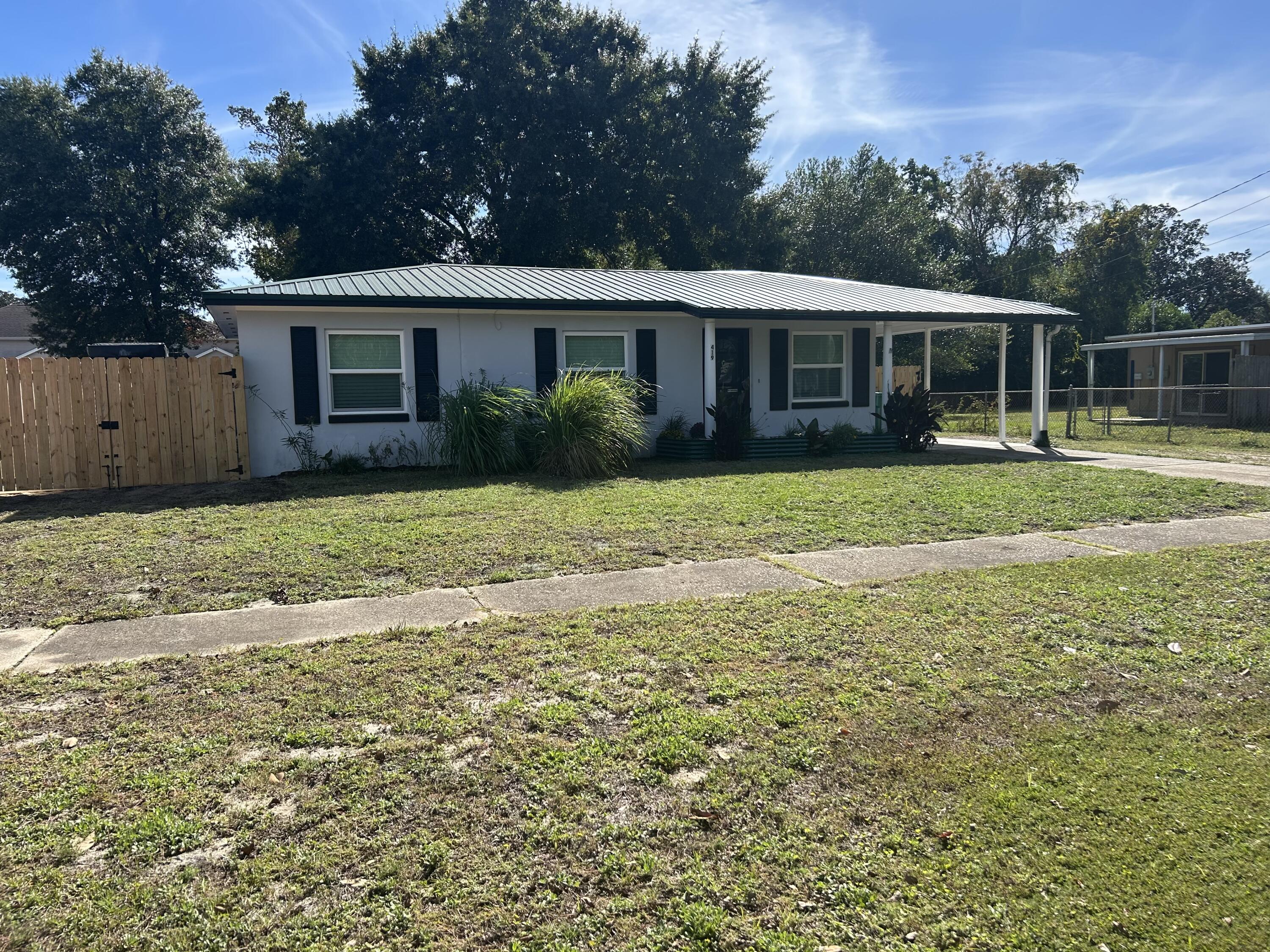 WINTHROP PLACE 1ST ADDN - Residential