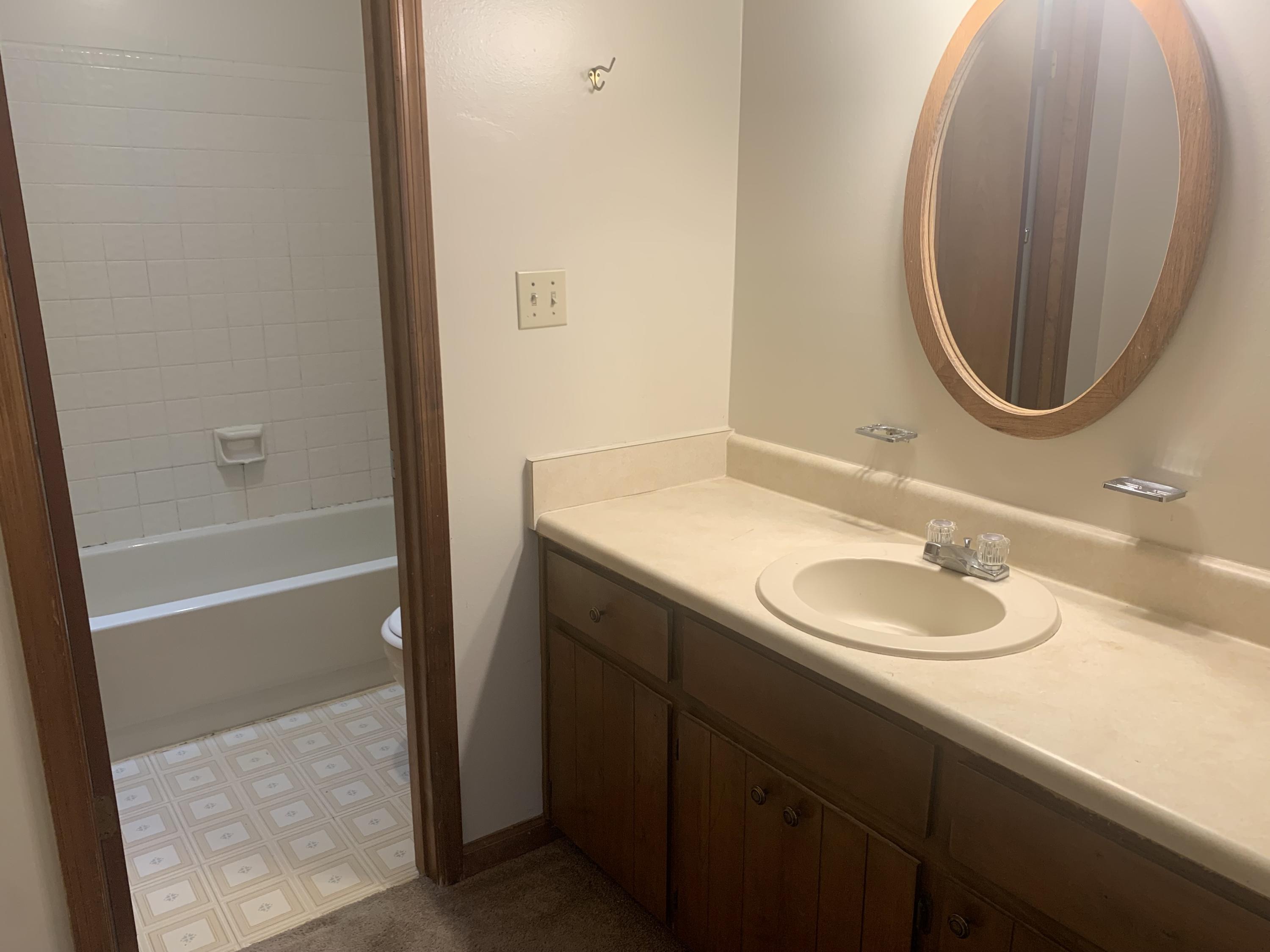 WILLOW BEND PH 1 - Residential Lease
