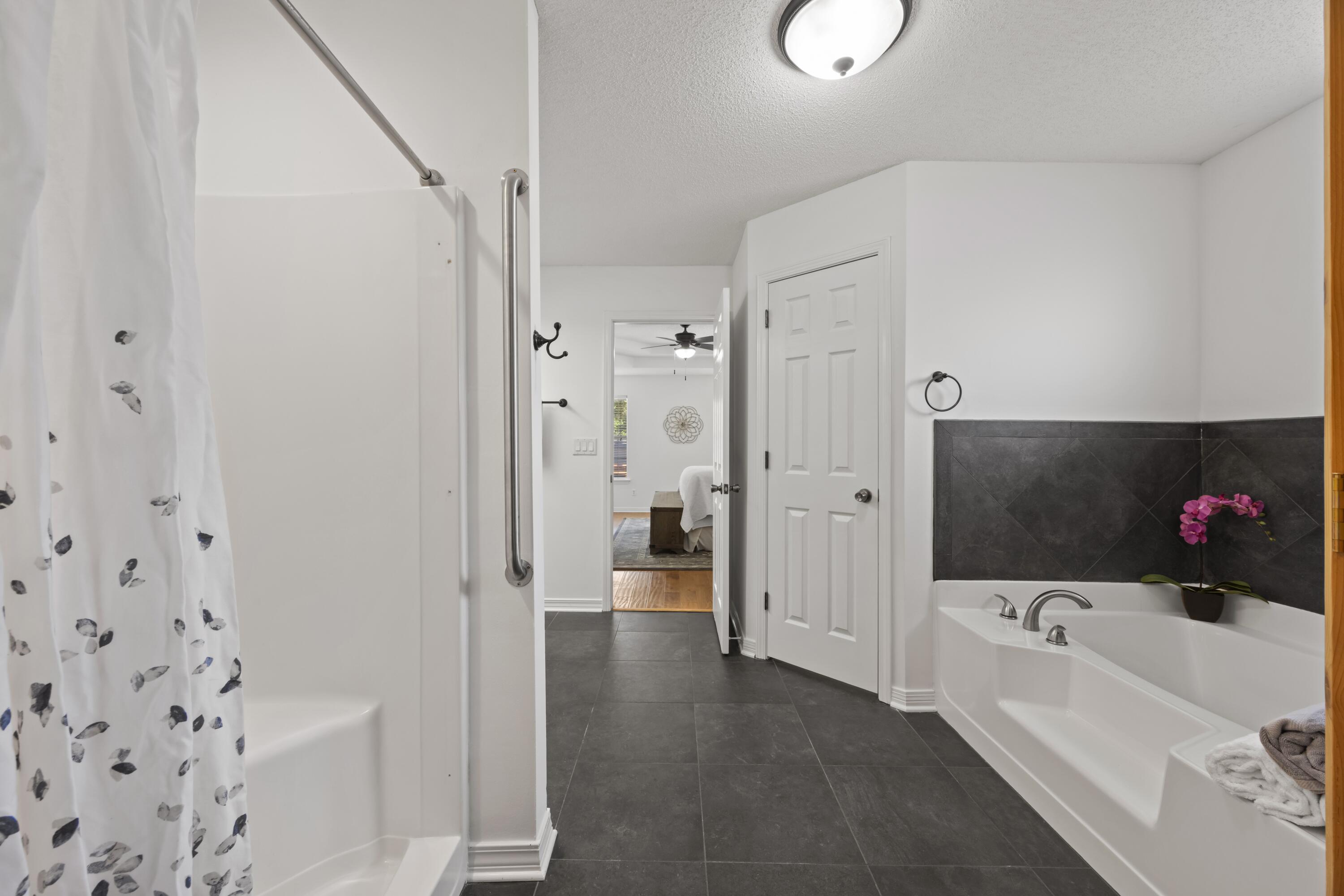 NAVARRE BY THE SOUND - Residential