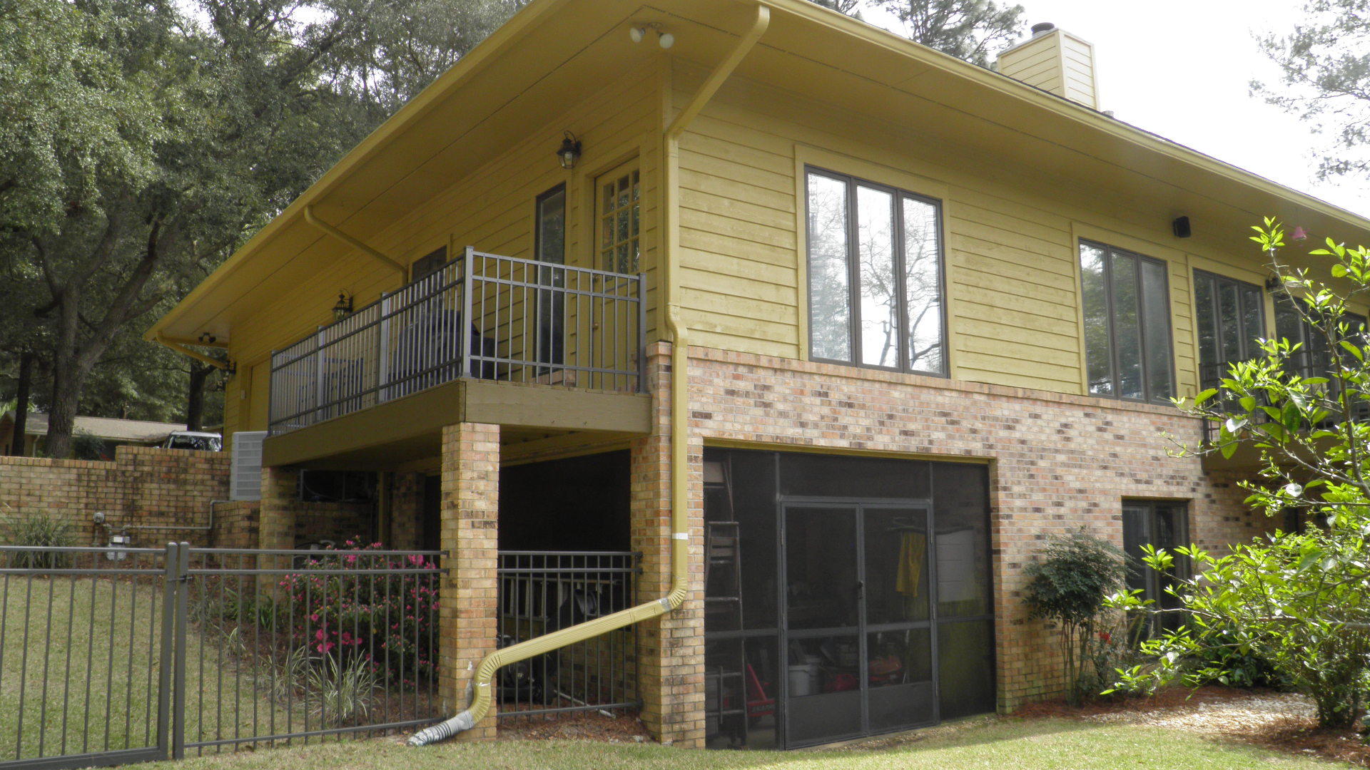 ROCKY BAYOU COUNTRY CLUB ESTATES 3 - Residential