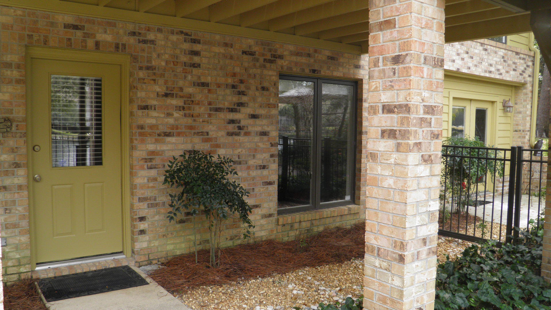 ROCKY BAYOU COUNTRY CLUB ESTATES 3 - Residential