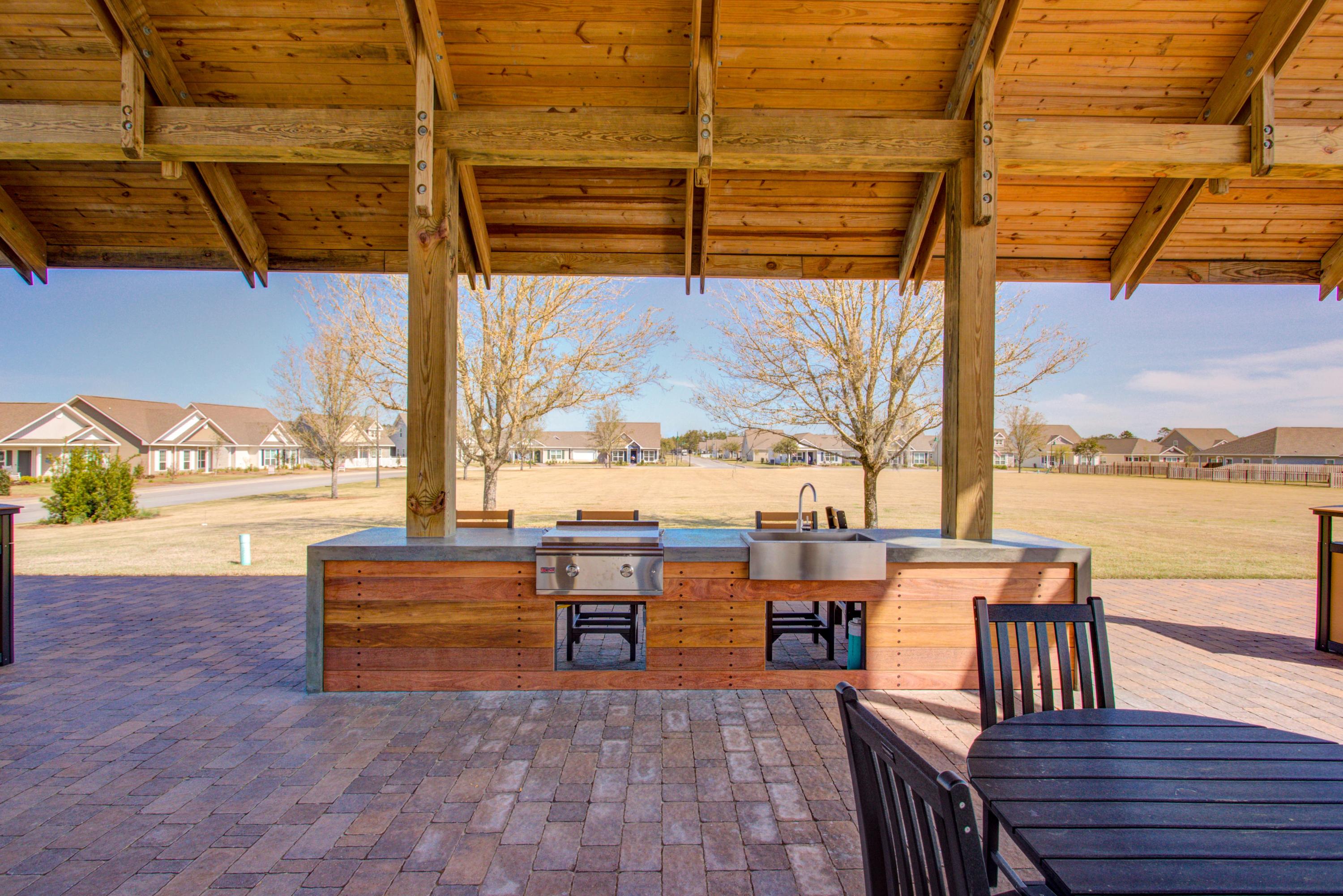 HAMMOCK BAY - Residential