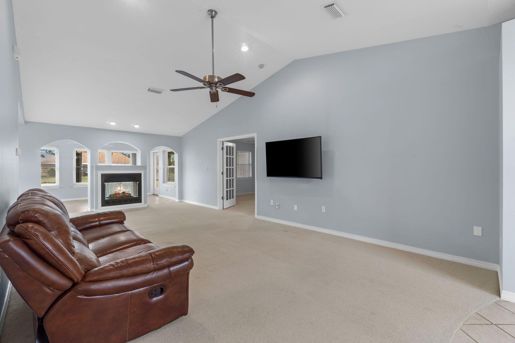 BAYSIDE S/D - Residential