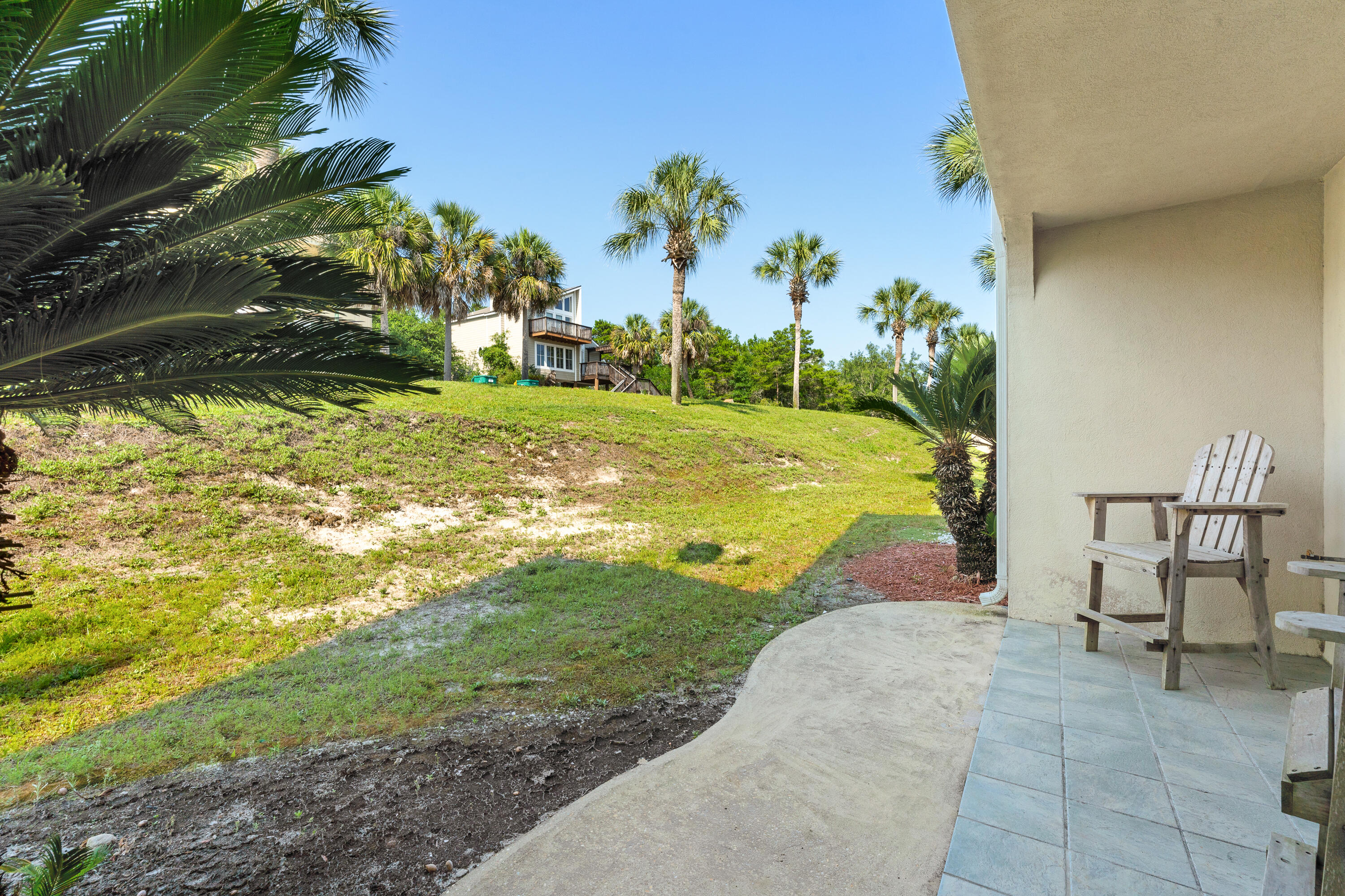 PELICAN PLACE T/H WEST - Residential