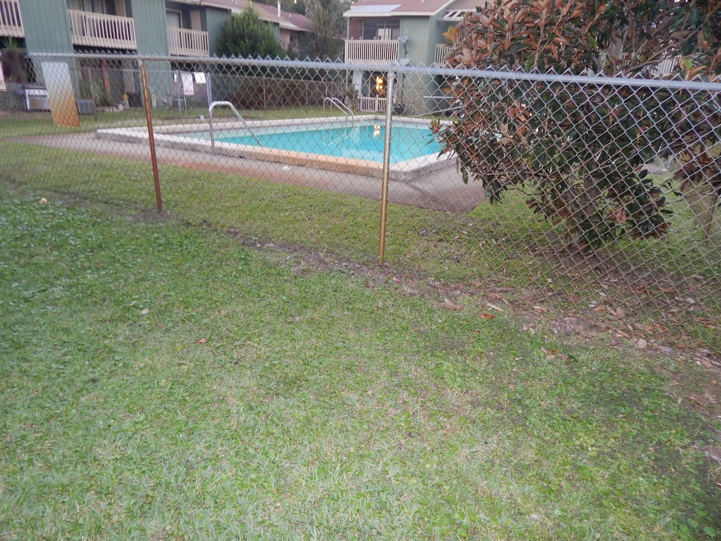 BIENVILLE SQUARE T/H - Residential Lease